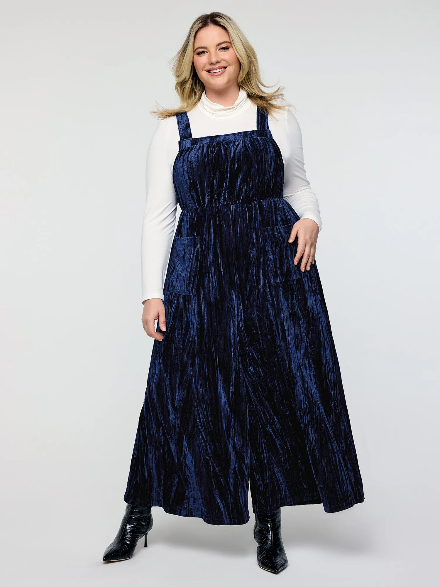 Velvety Texture Adjustable Pockets Overall Jumpsuit sold by Bloomchic