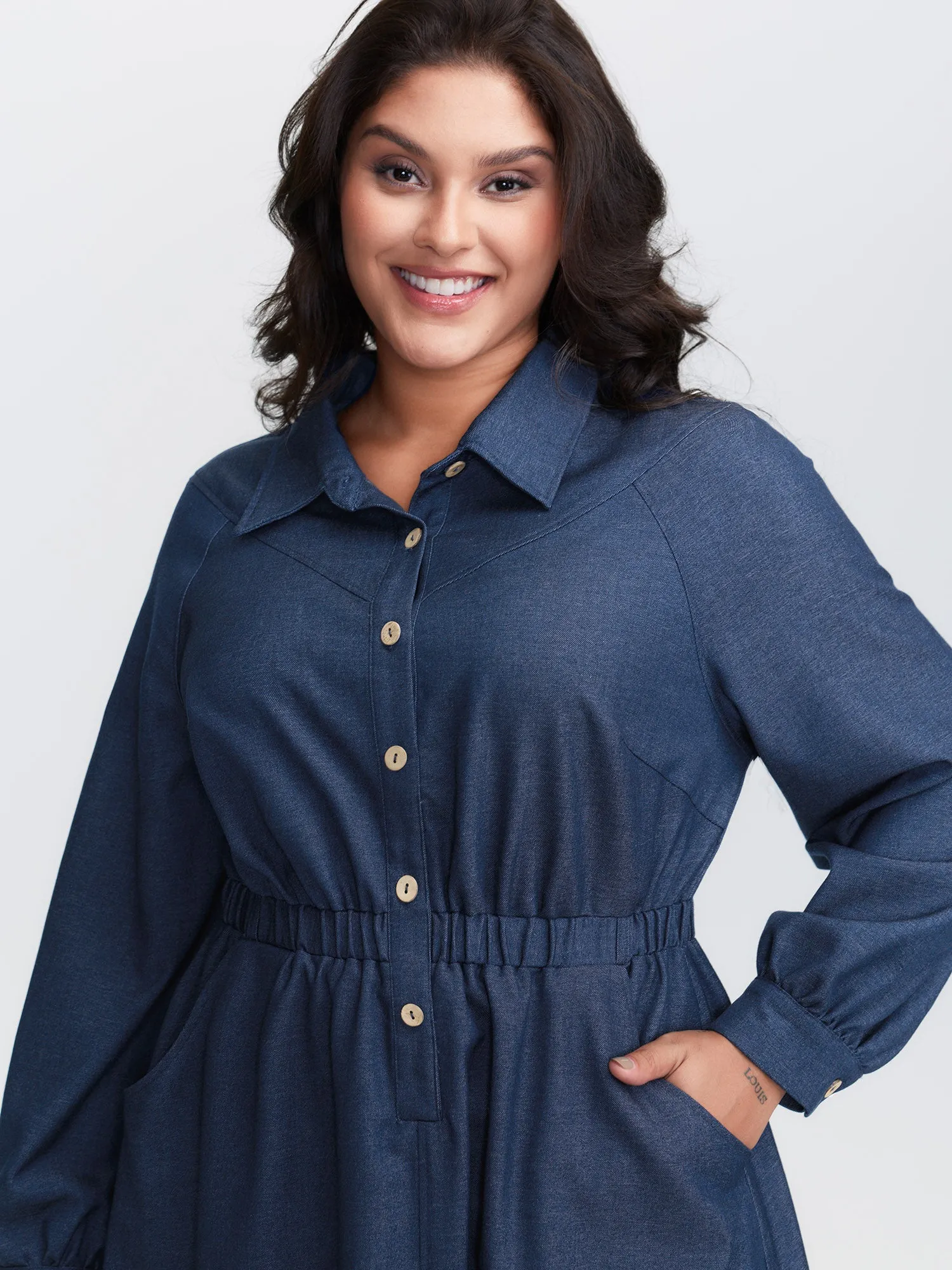 Stretchy Waist Slit Denim-Like Midi Dress sold by Bloomchic product image thumbnail 2