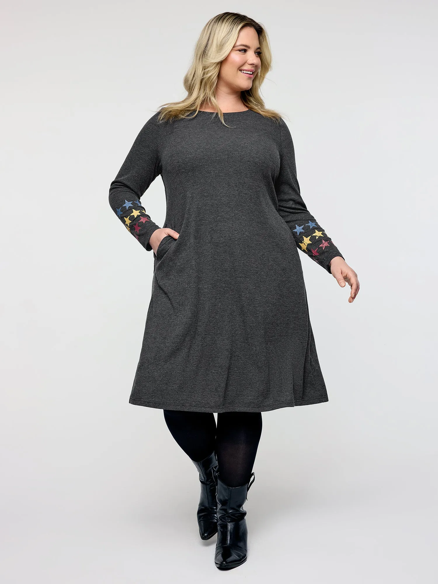 Ribbed Star Print Sleeve Pockets Midi Dress sold by Bloomchic