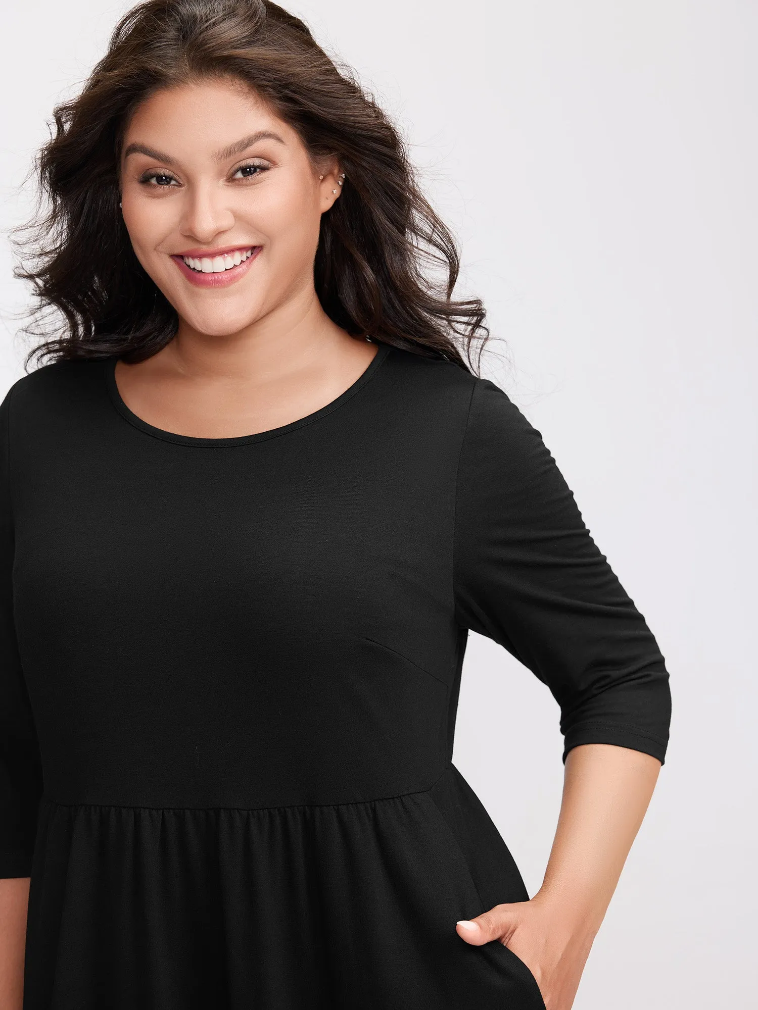 Round Neck Padded Bra Midi Dress sold by Bloomchic product image thumbnail 2