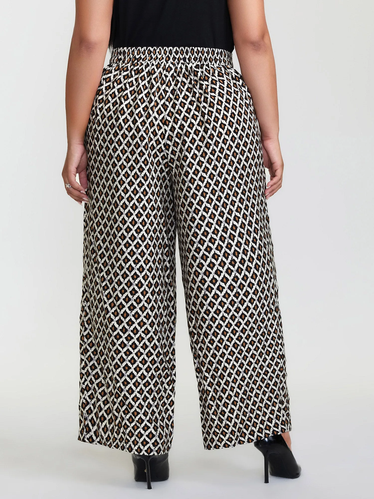 Geometric Pattern Wide-Leg Pants sold by Bloomchic product image thumbnail 5