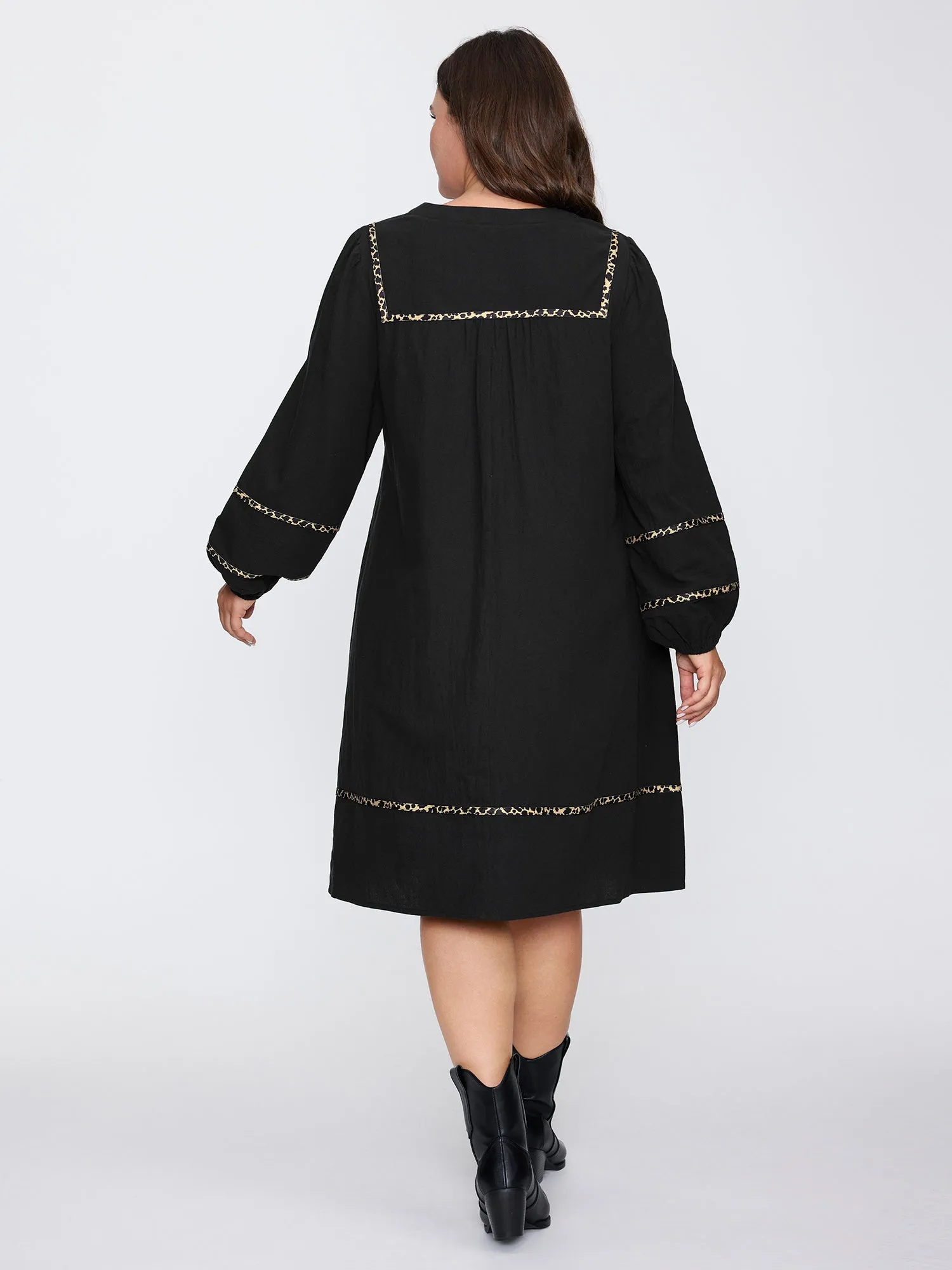 Cotton Leopard Print Notched Collar Midi Dress sold by Bloomchic product image thumbnail 4