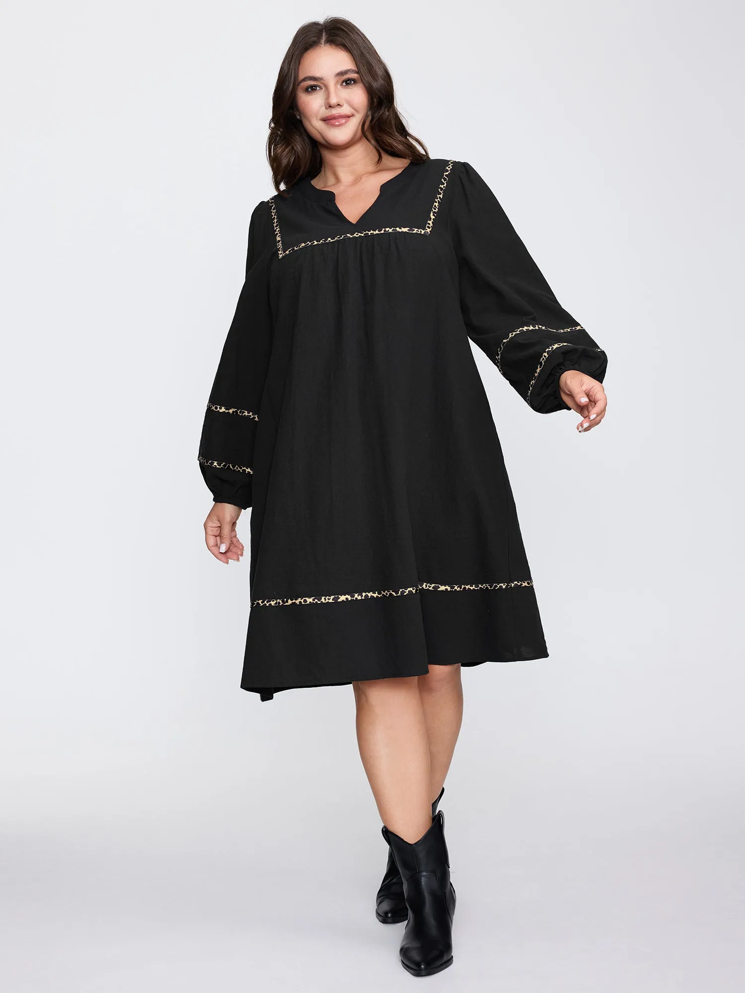 Cotton Leopard Print Notched Collar Midi Dress sold by Bloomchic product image thumbnail 3