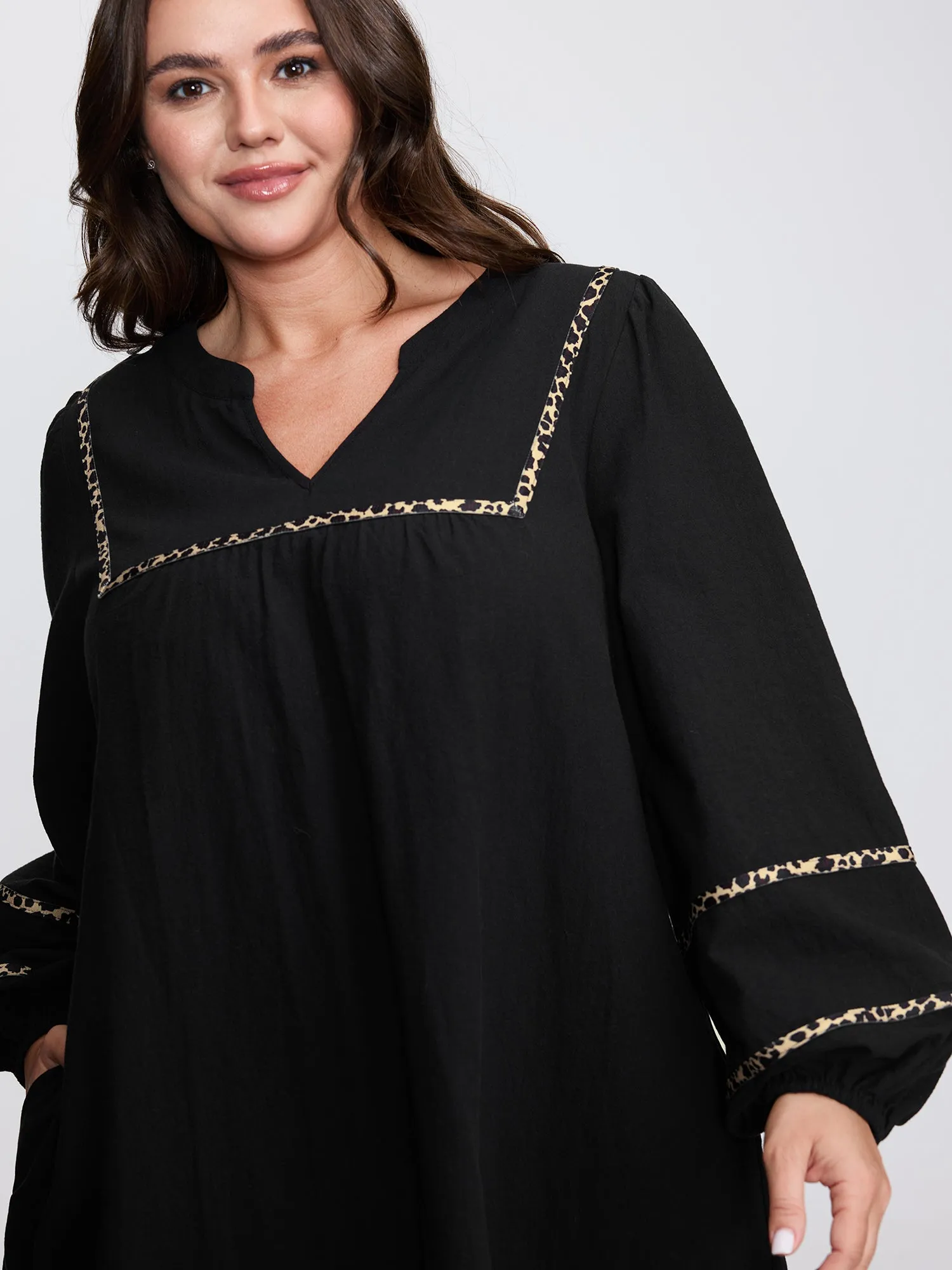 Cotton Leopard Print Notched Collar Midi Dress sold by Bloomchic product image thumbnail 2