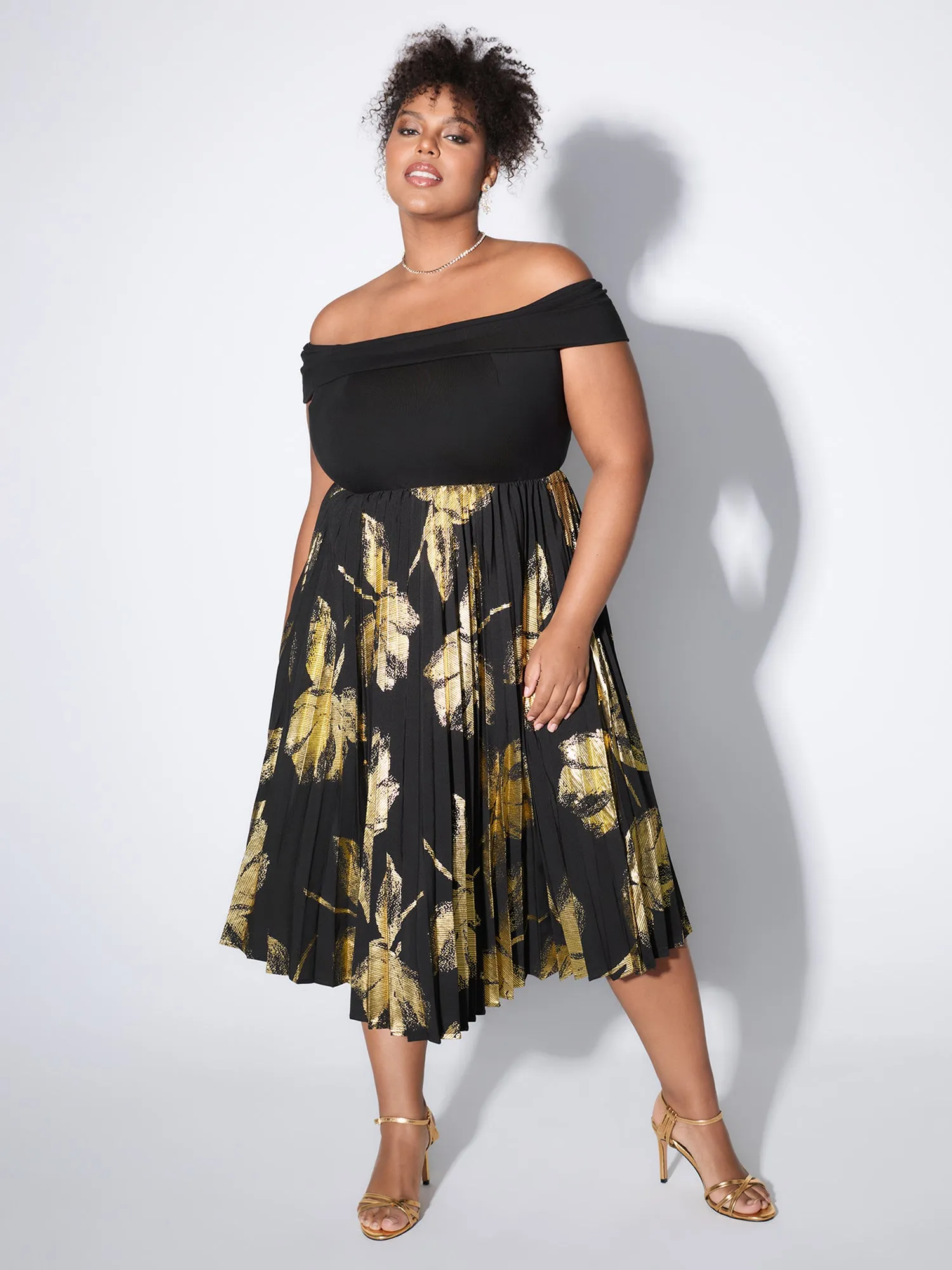 Leaf Print Pleated Off-Shoulder Midi Dress sold by Bloomchic product image thumbnail 3