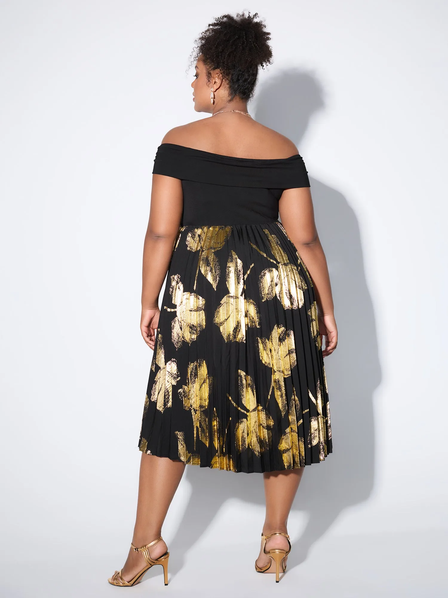 Leaf Print Pleated Off-Shoulder Midi Dress sold by Bloomchic product image thumbnail 4