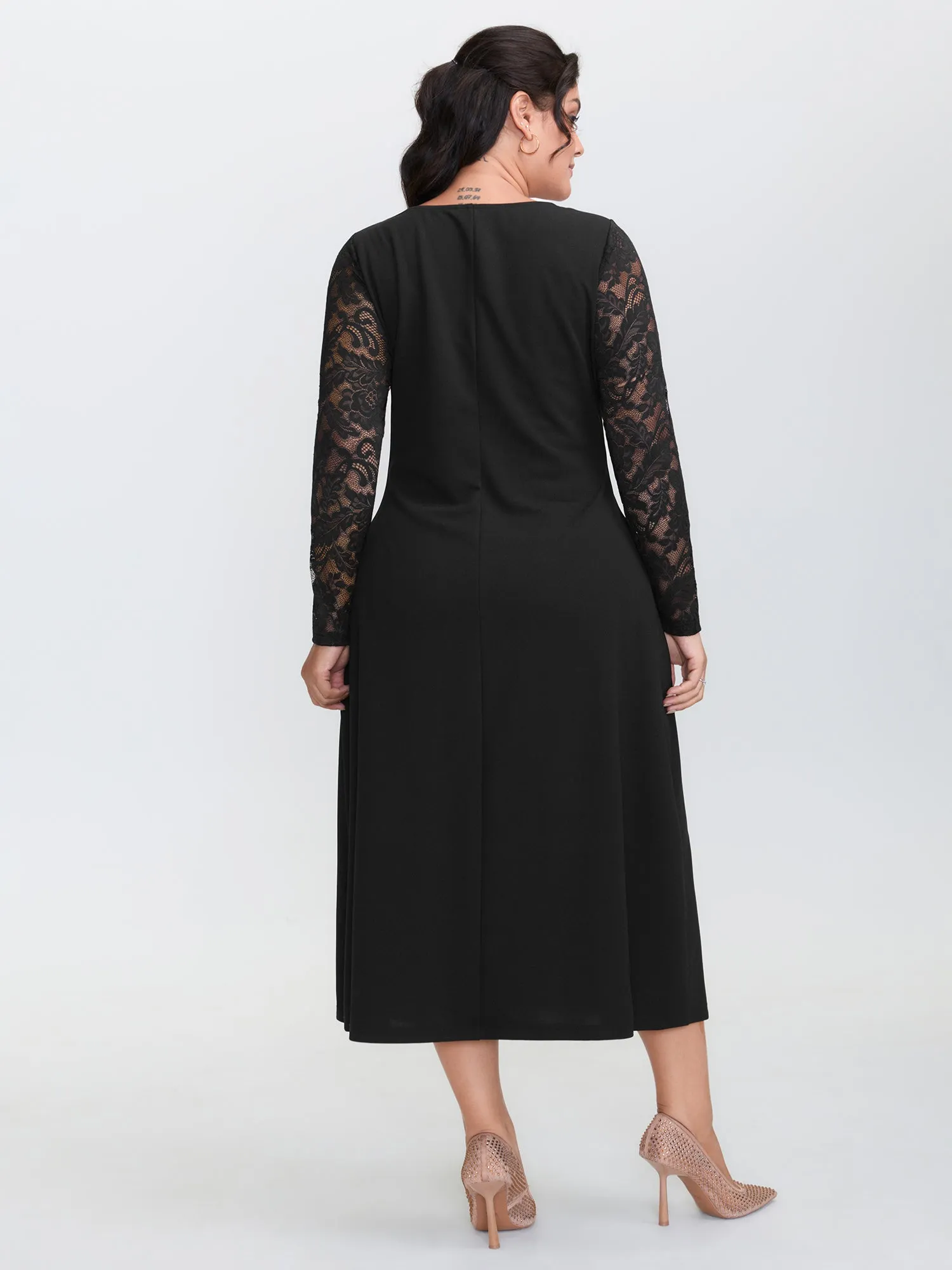 Sheer Floral Lace Fitted Midi Dress sold by Bloomchic product image thumbnail 4