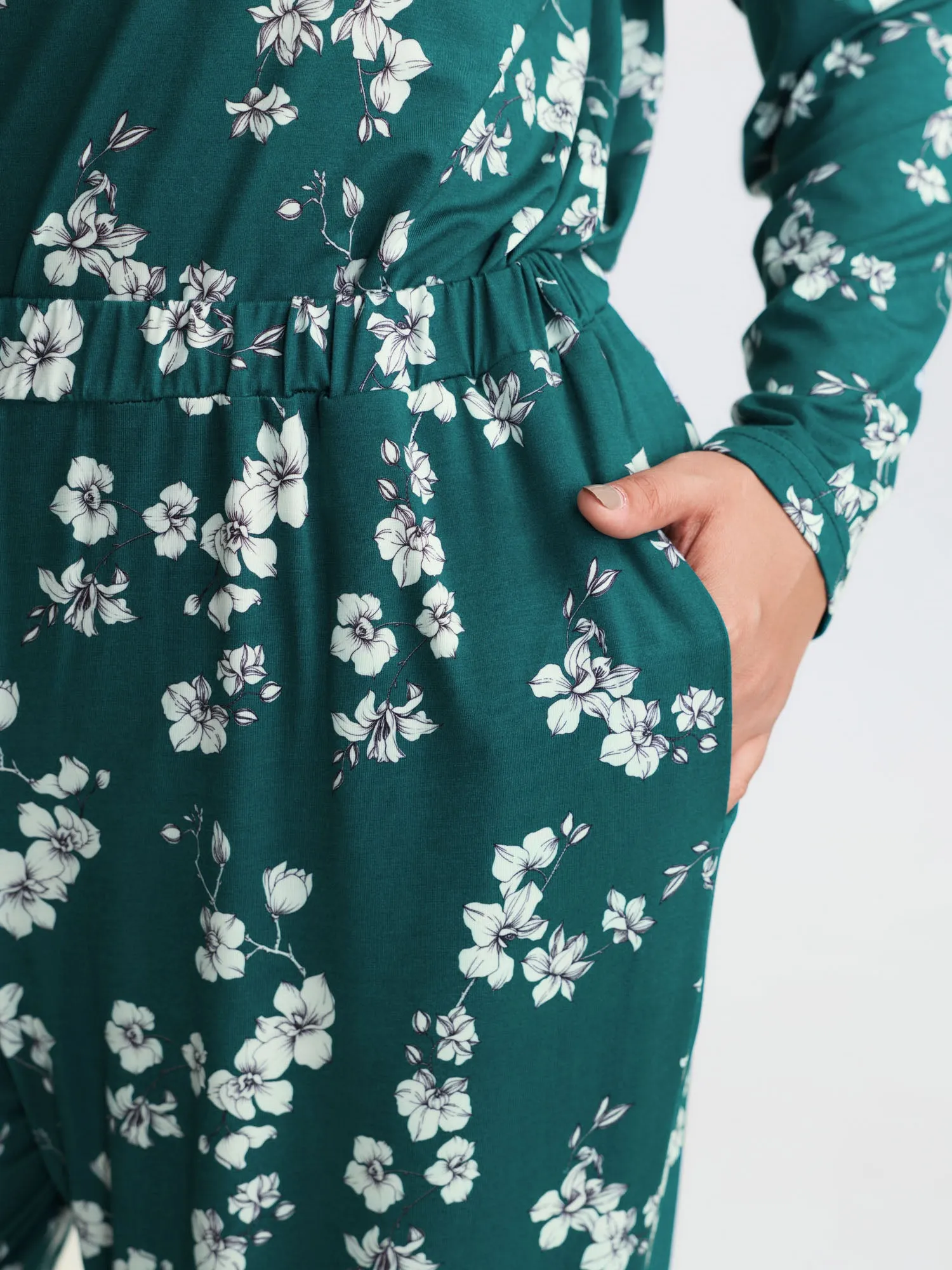 Monochrome Floral Print Loungewear Set sold by Bloomchic product image thumbnail 5