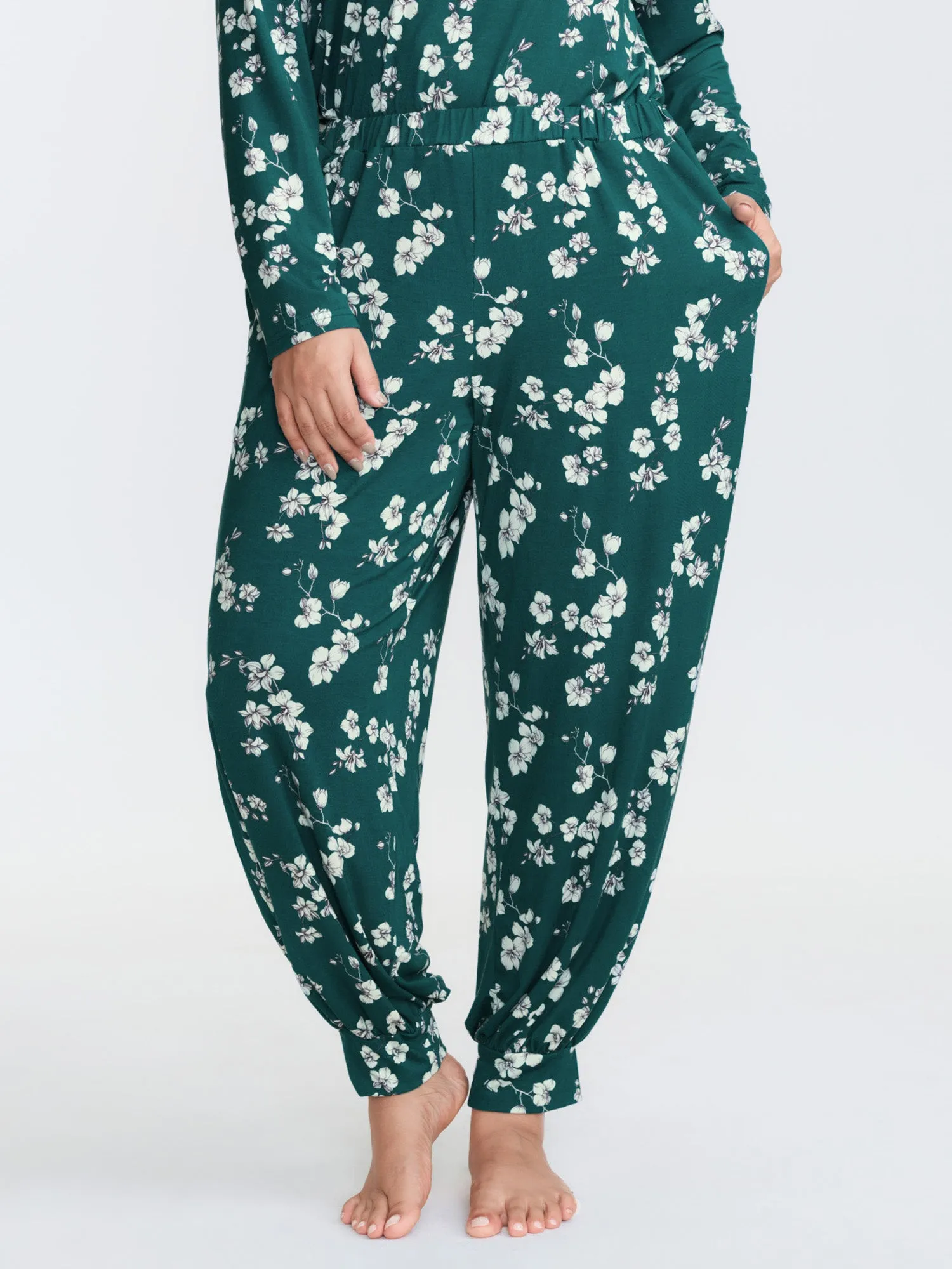 Monochrome Floral Print Loungewear Set sold by Bloomchic product image thumbnail 3