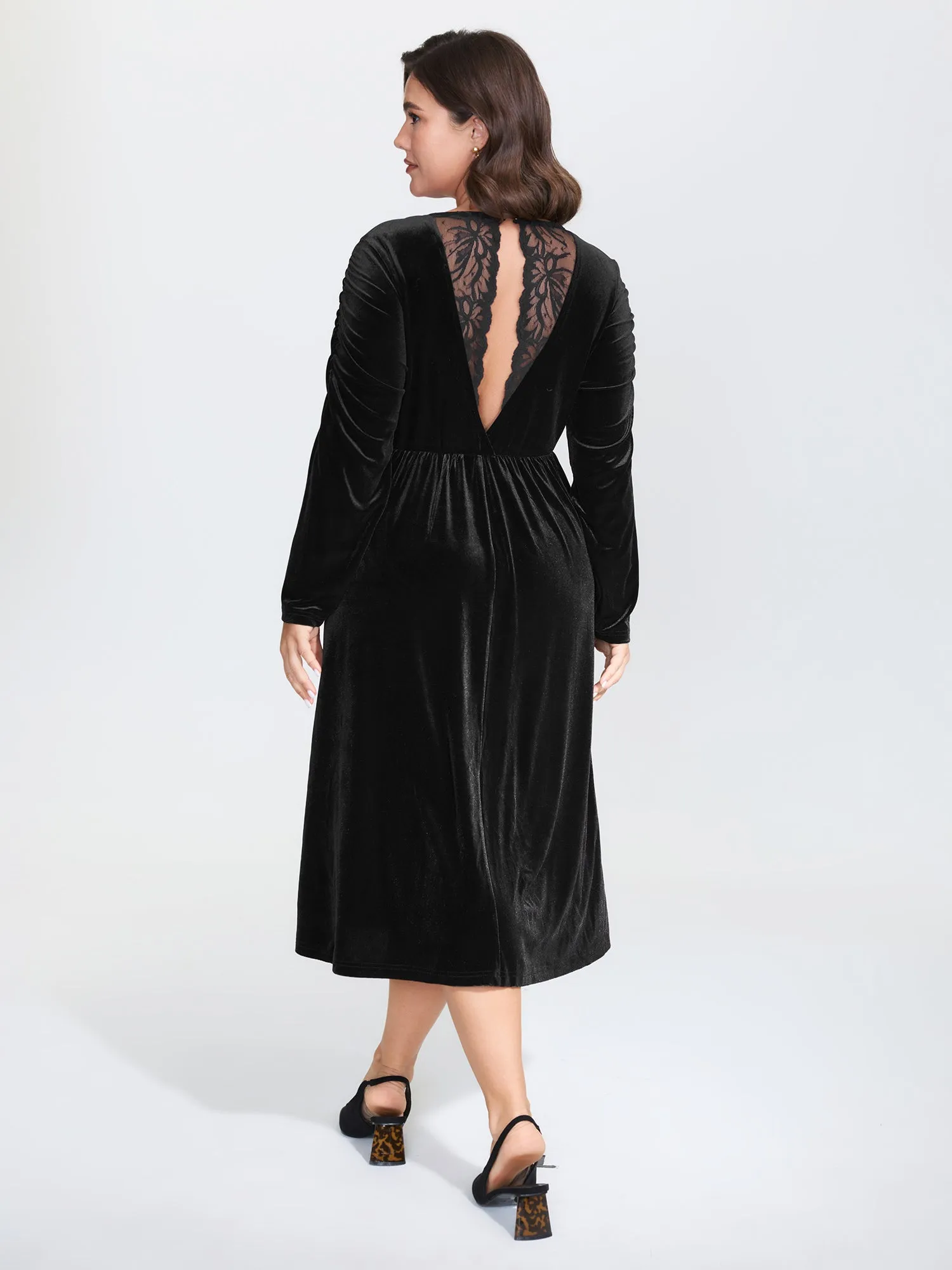 Sheer Lace Gathered Backless Midi Dress sold by Bloomchic product image thumbnail 4