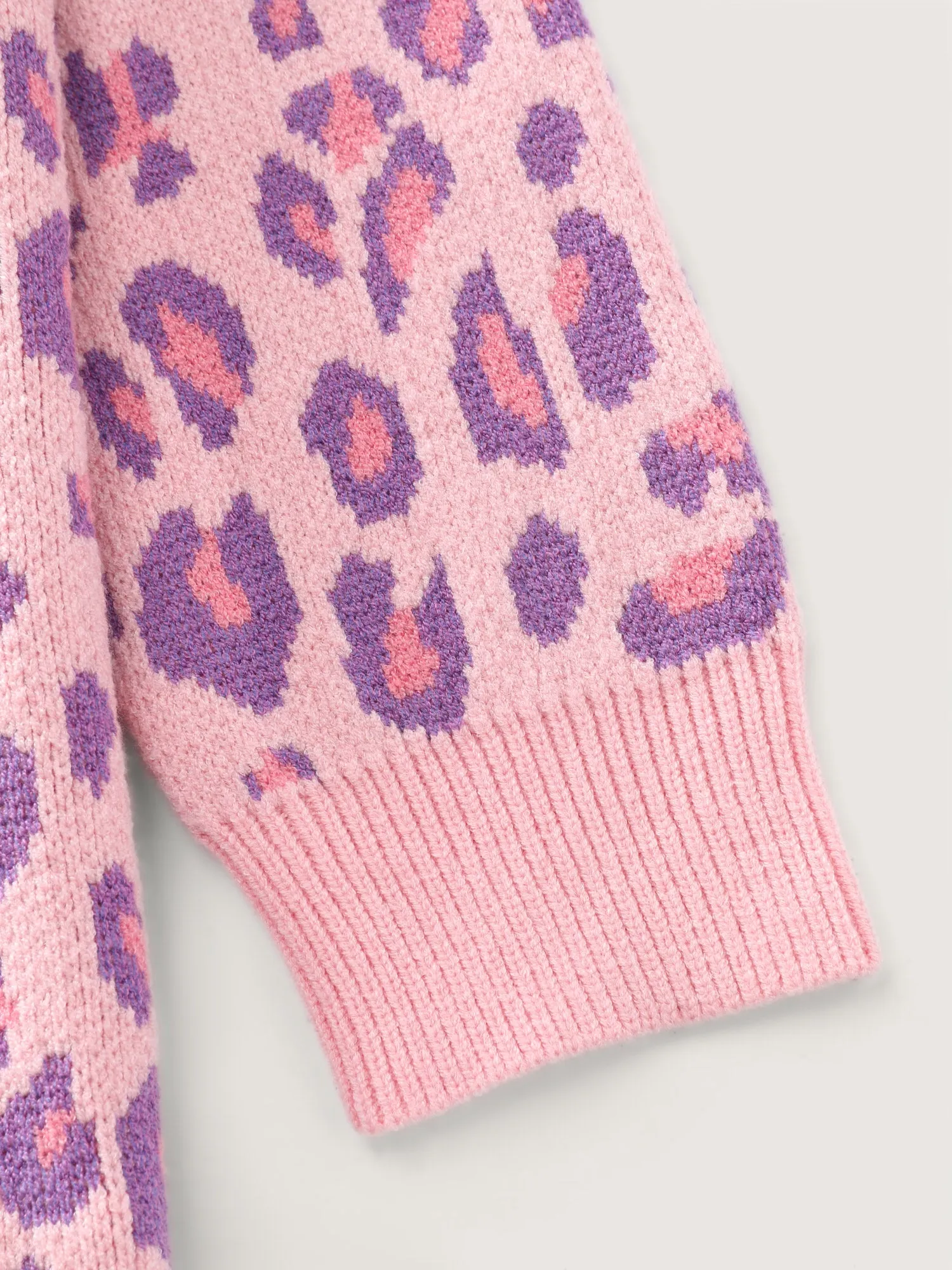 Sweet Leopard Pattern Jacquard Pullover sold by Bloomchic product image thumbnail 5