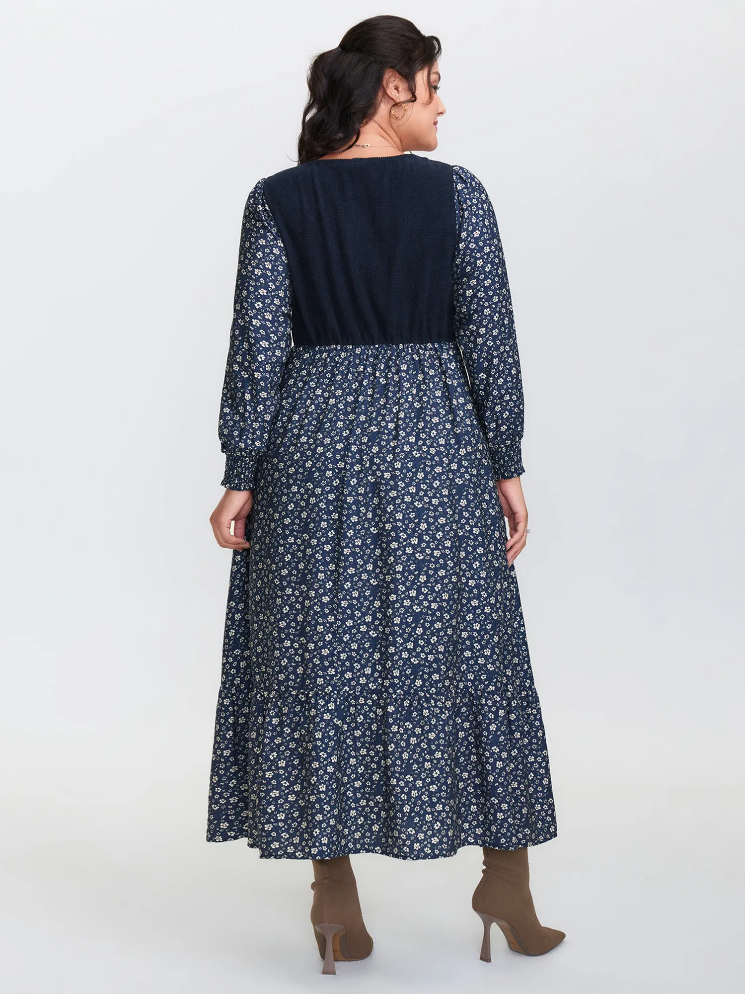 Corset Detail Shirred Floral Pockets Midi Dress sold by Bloomchic product image thumbnail 4