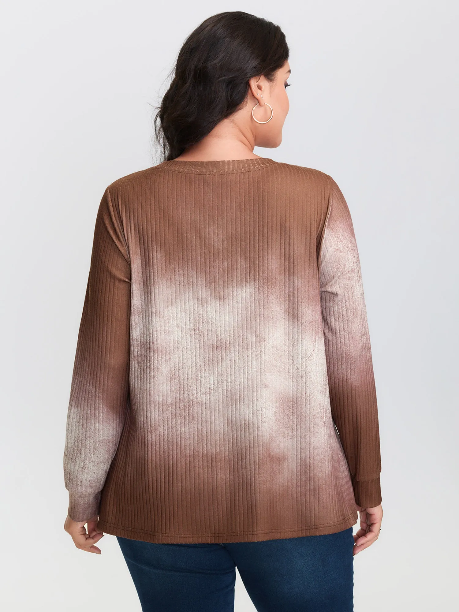 Textured Tie-Dye Star Detail T-Shirt sold by Bloomchic product image thumbnail 4