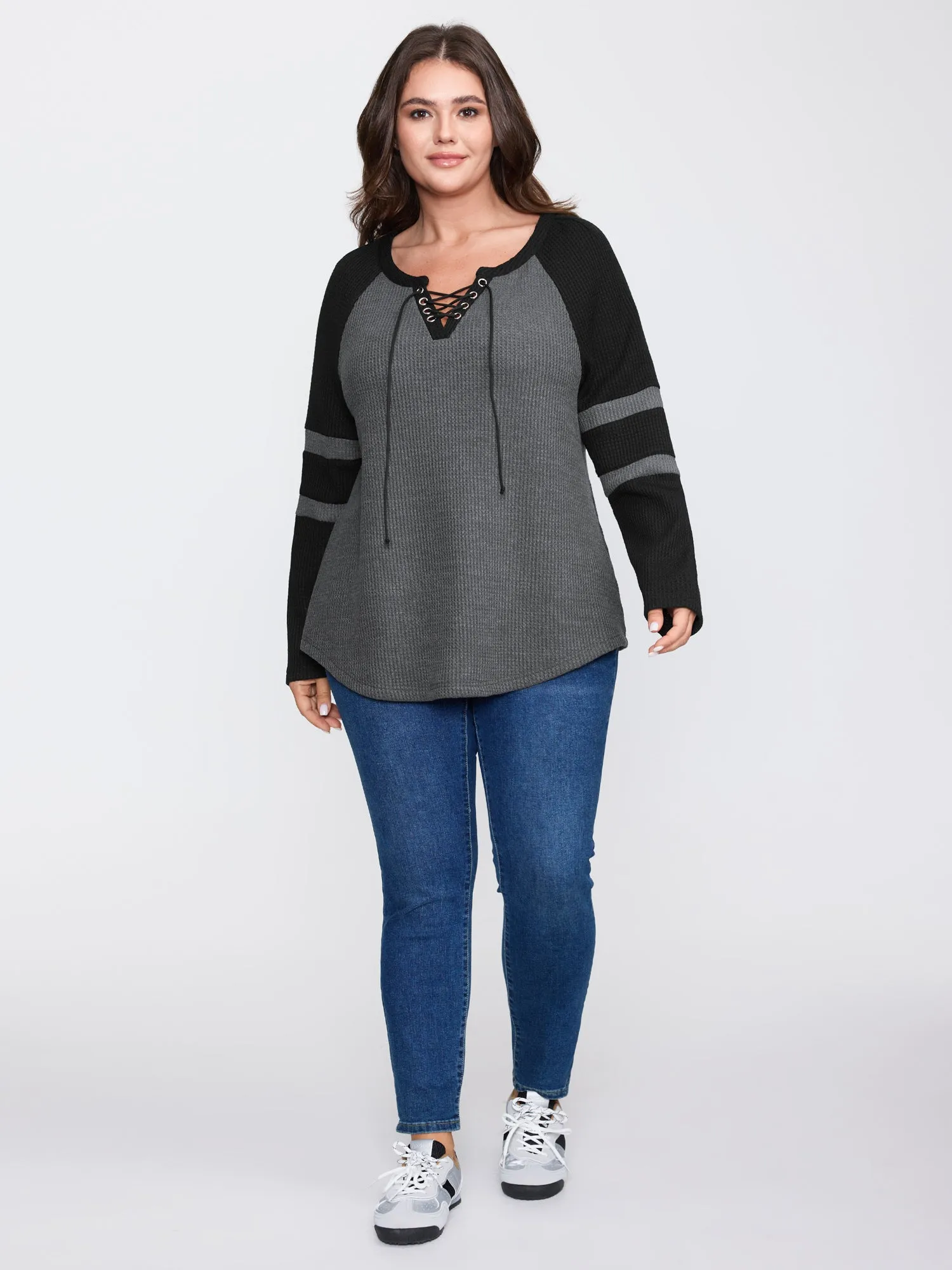 Color Contrast Stripe Textured Cross-Tie T-Shirt sold by Bloomchic product image thumbnail 3