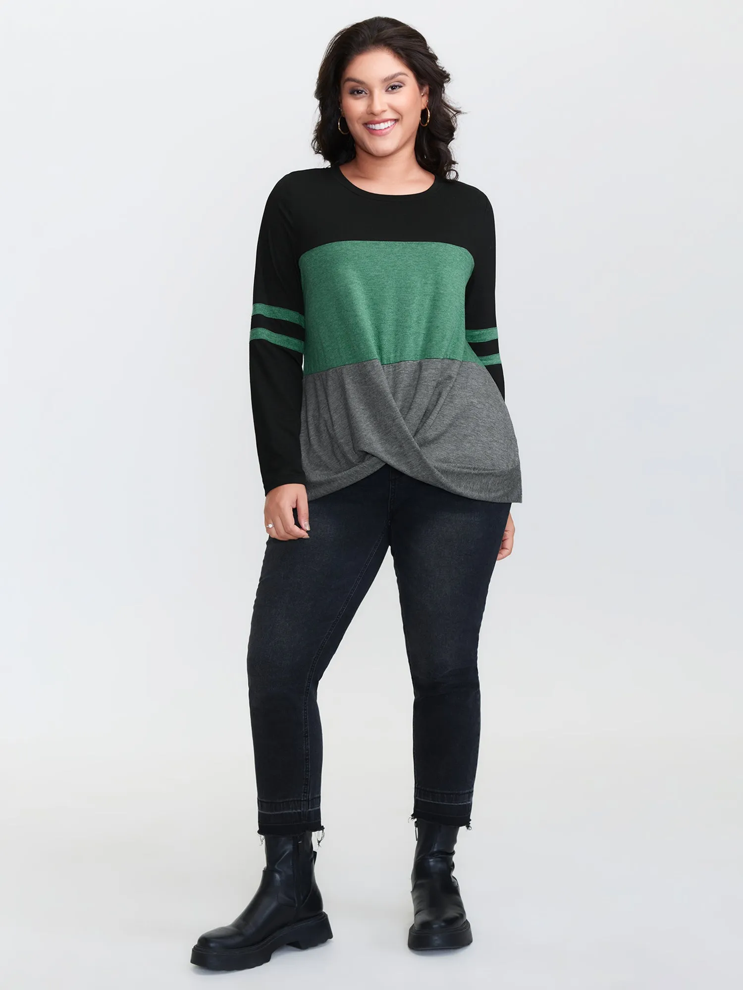Twisted Hem Colorblock Heather T-Shirt sold by Bloomchic product image thumbnail 3