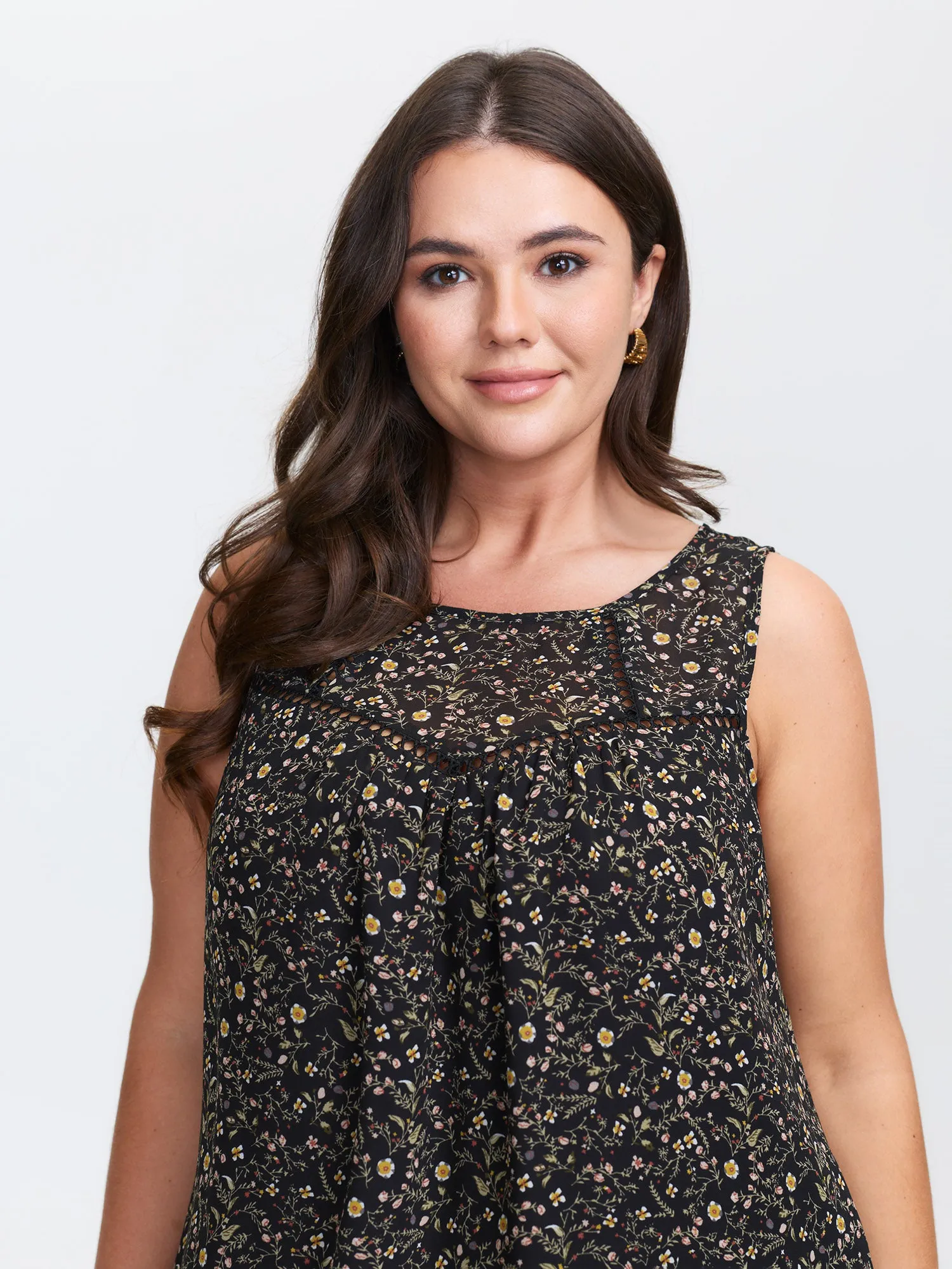 Floral Print Lace Trim Tank Top sold by Bloomchic product image thumbnail 3