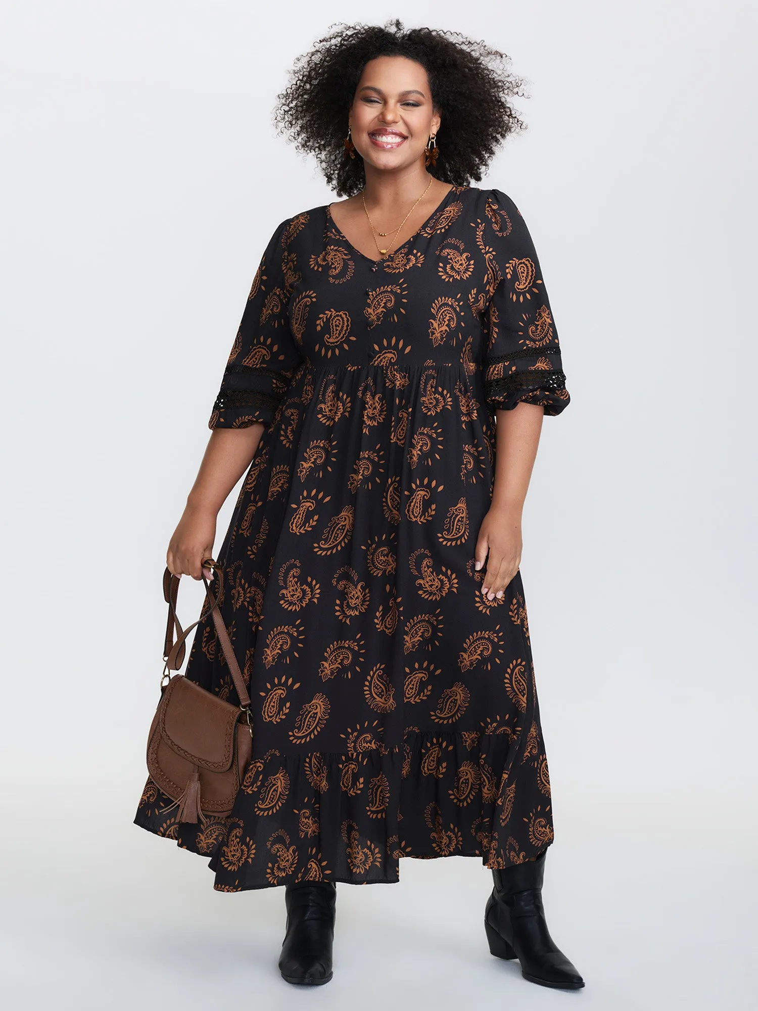 Paisley Print Lace Trim Tiered Maxi Dress sold by Bloomchic product image thumbnail 3