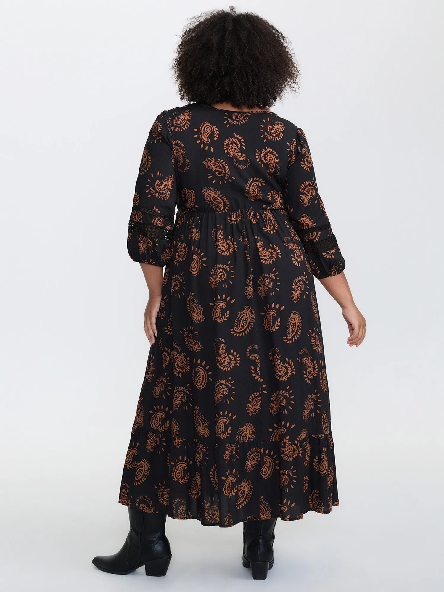 Paisley Print Lace Trim Tiered Maxi Dress sold by Bloomchic product image thumbnail 5