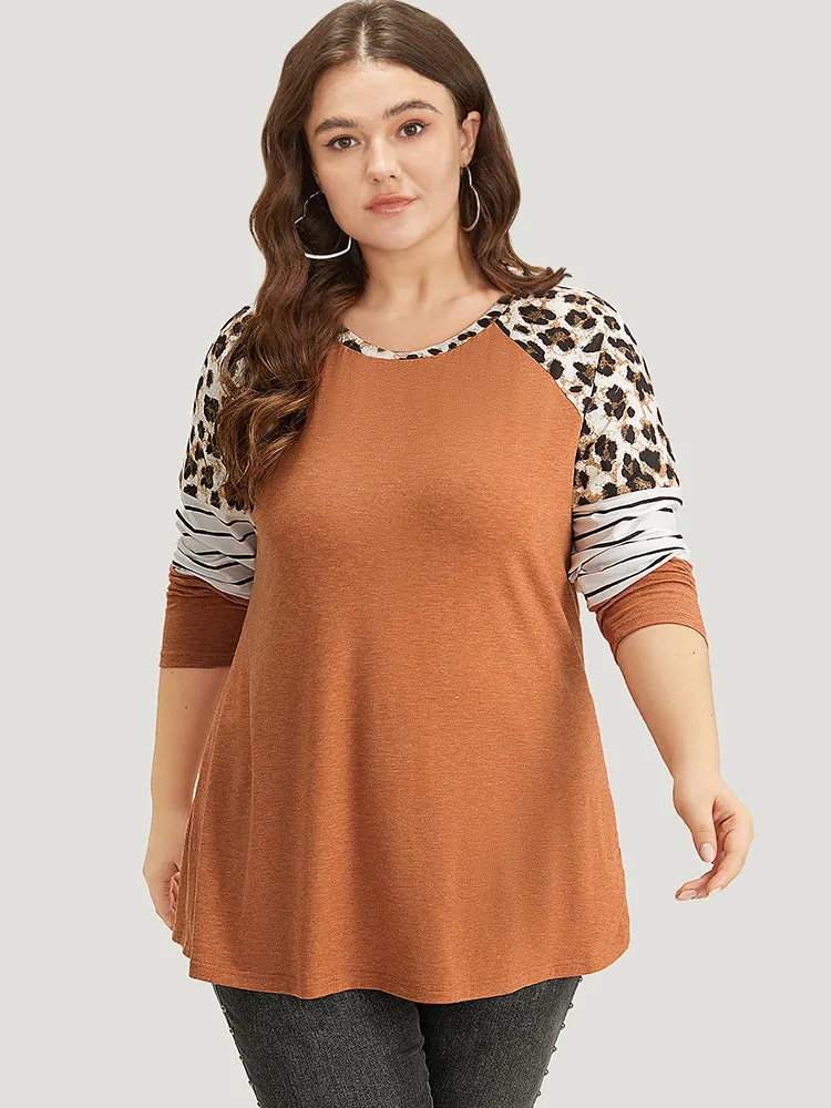 Striped Patchwork Leopard Print Crew Neck T-shirt sold by Bloomchic product image thumbnail 2