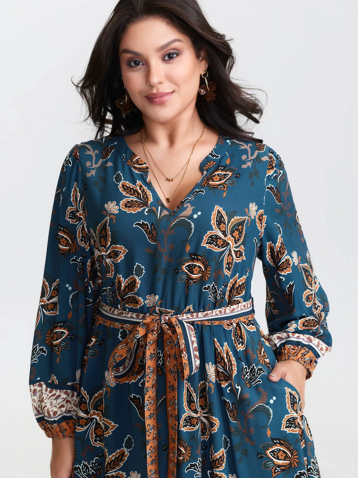 Floral Print Pockets Belted Waist Midi Dress sold by Bloomchic product image thumbnail 3