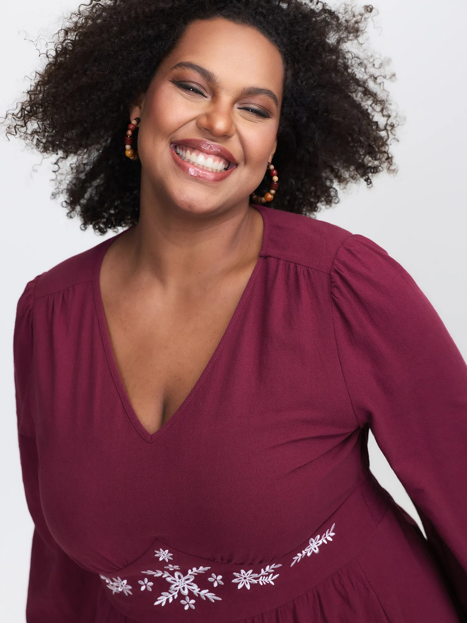 Embroidered Waistline Pockets Flowy Maxi Dress sold by Bloomchic product image thumbnail 2