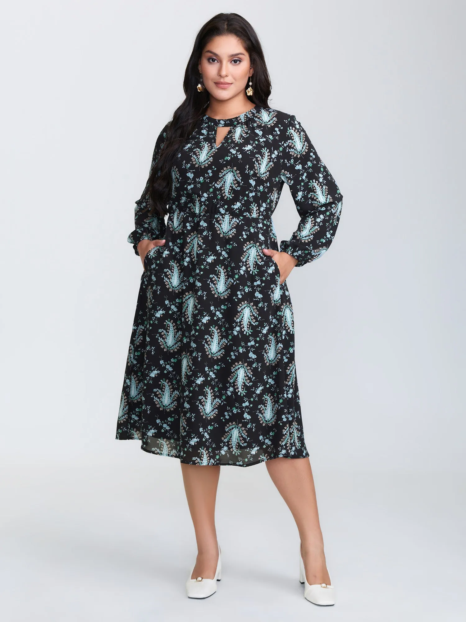 Paisley Print Stretchy Waist-Defining Midi Dress sold by Bloomchic