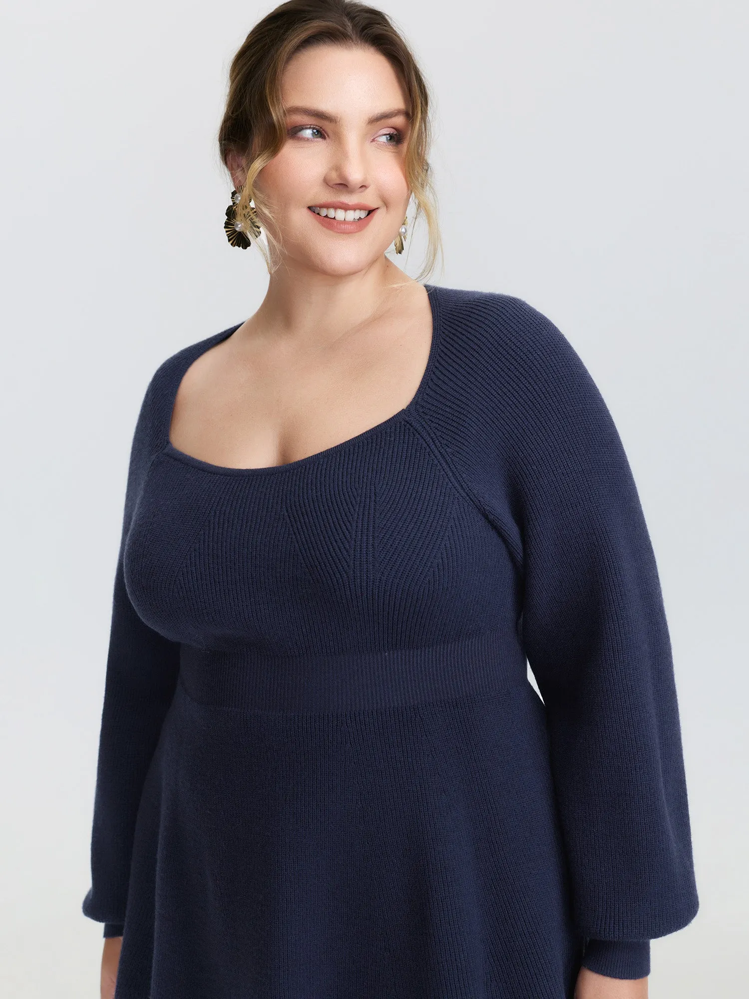 Scoop Neck Cinched-Waist Textured Pullover sold by Bloomchic product image thumbnail 3