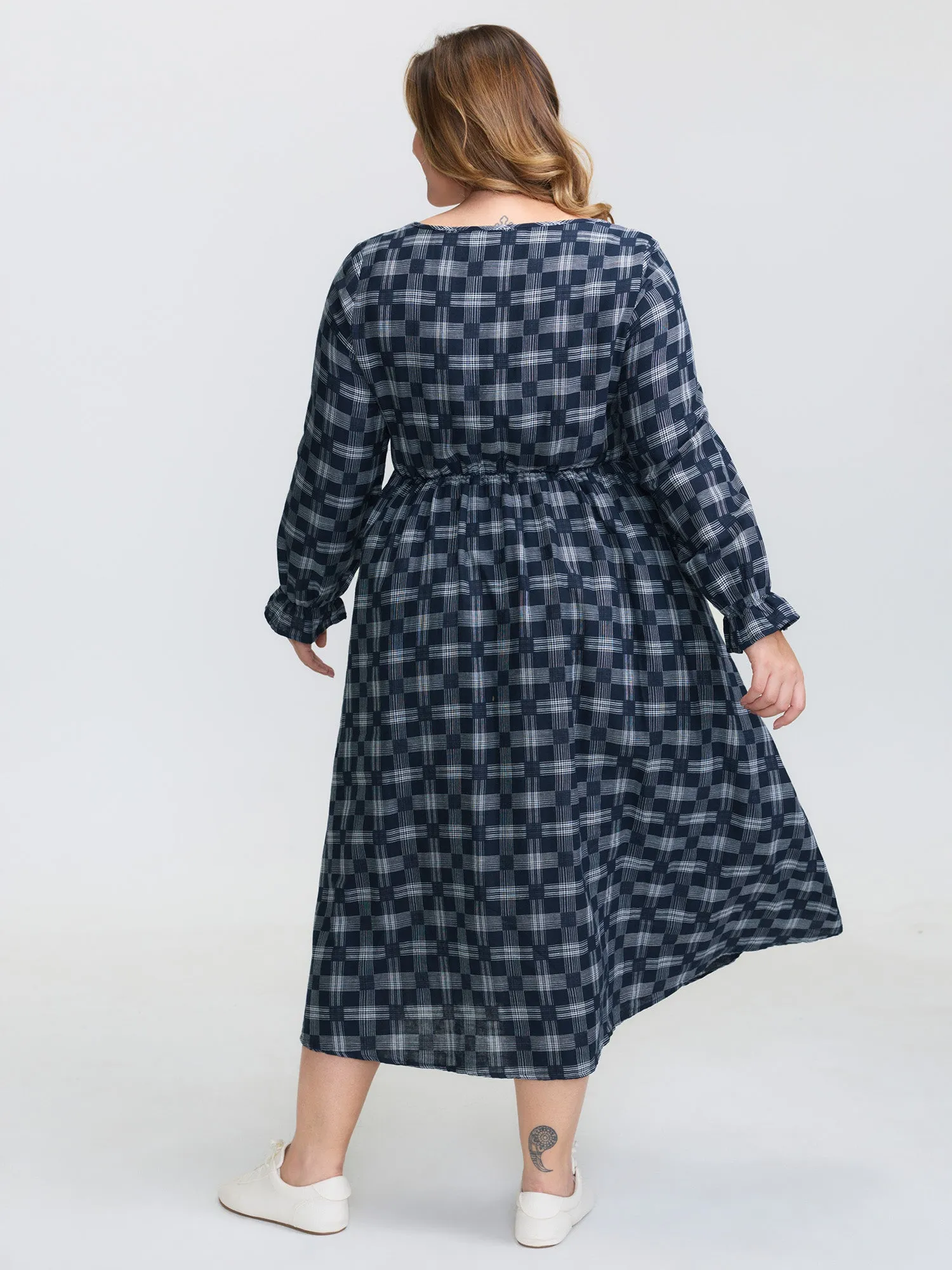 Geometric Print Shirred Square Neck Midi Dress sold by Bloomchic product image thumbnail 5