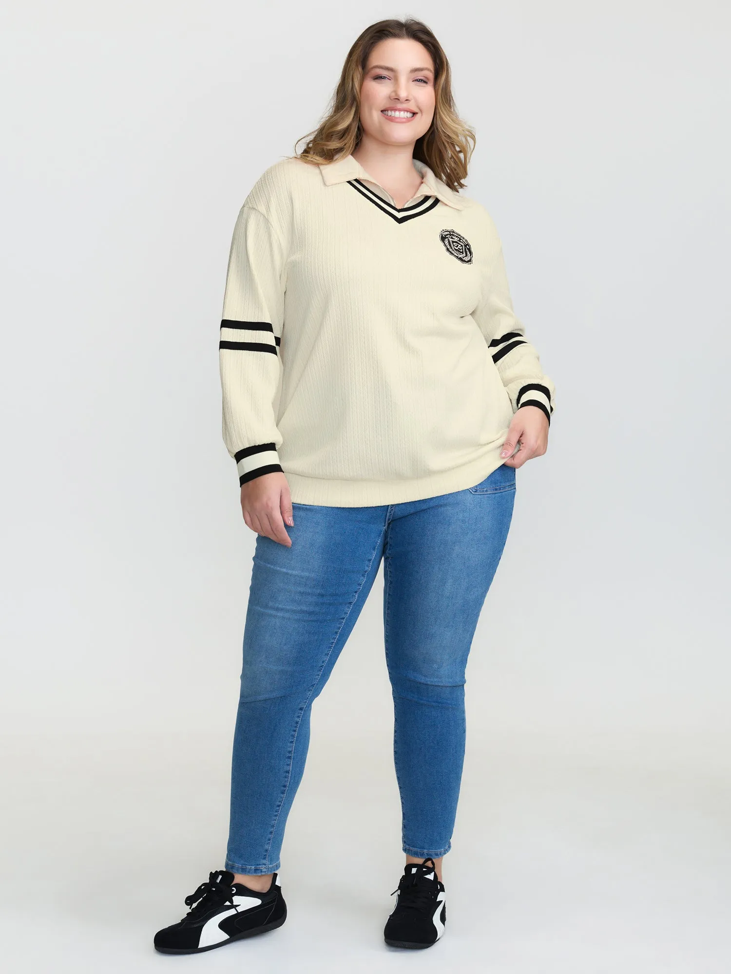 Colorblock Embroidery Zipper Sweatshirt sold by Bloomchic product image thumbnail 3