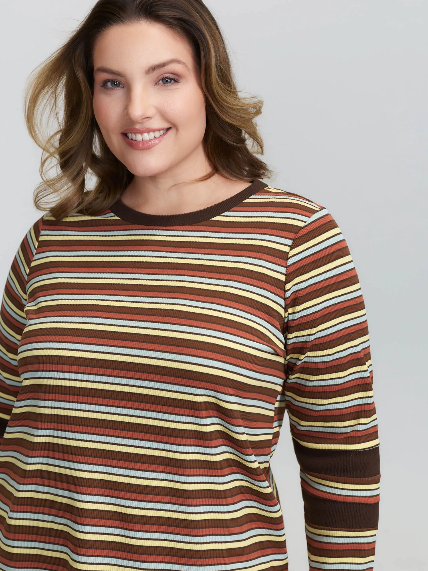 Stripe Color Contrast Round Neck T-Shirt sold by Bloomchic product image thumbnail 2