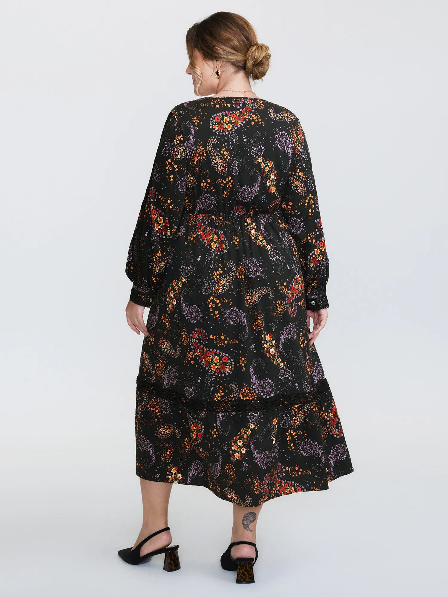 Floral Print Button V-Neck Midi Dress sold by Bloomchic product image thumbnail 5