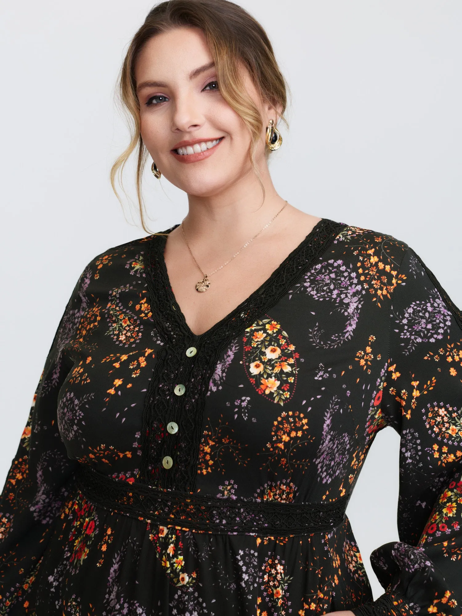 Floral Print Button V-Neck Midi Dress sold by Bloomchic product image thumbnail 2