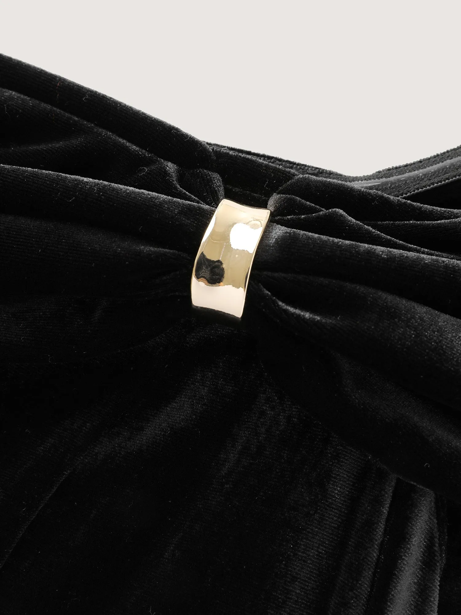 Off-Shoulder Metallic Detail Pockets Midi Dress sold by Bloomchic product image thumbnail 5