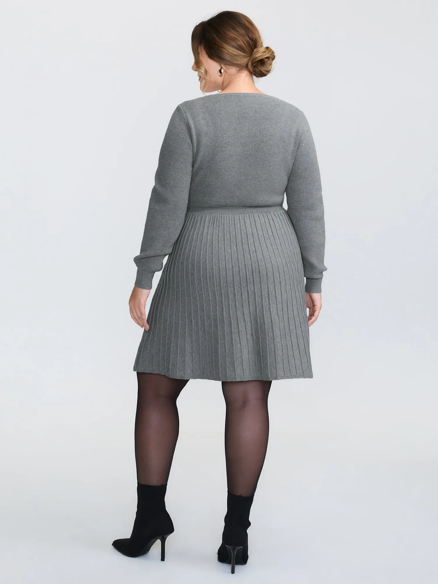 Bowknot Neckline Cinched-Waist A-Line Sweater Dress sold by Bloomchic product image thumbnail 4