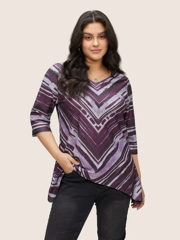 Contrast Striped V Neck Asymmetrical Hem T-shirt sold by Bloomchic