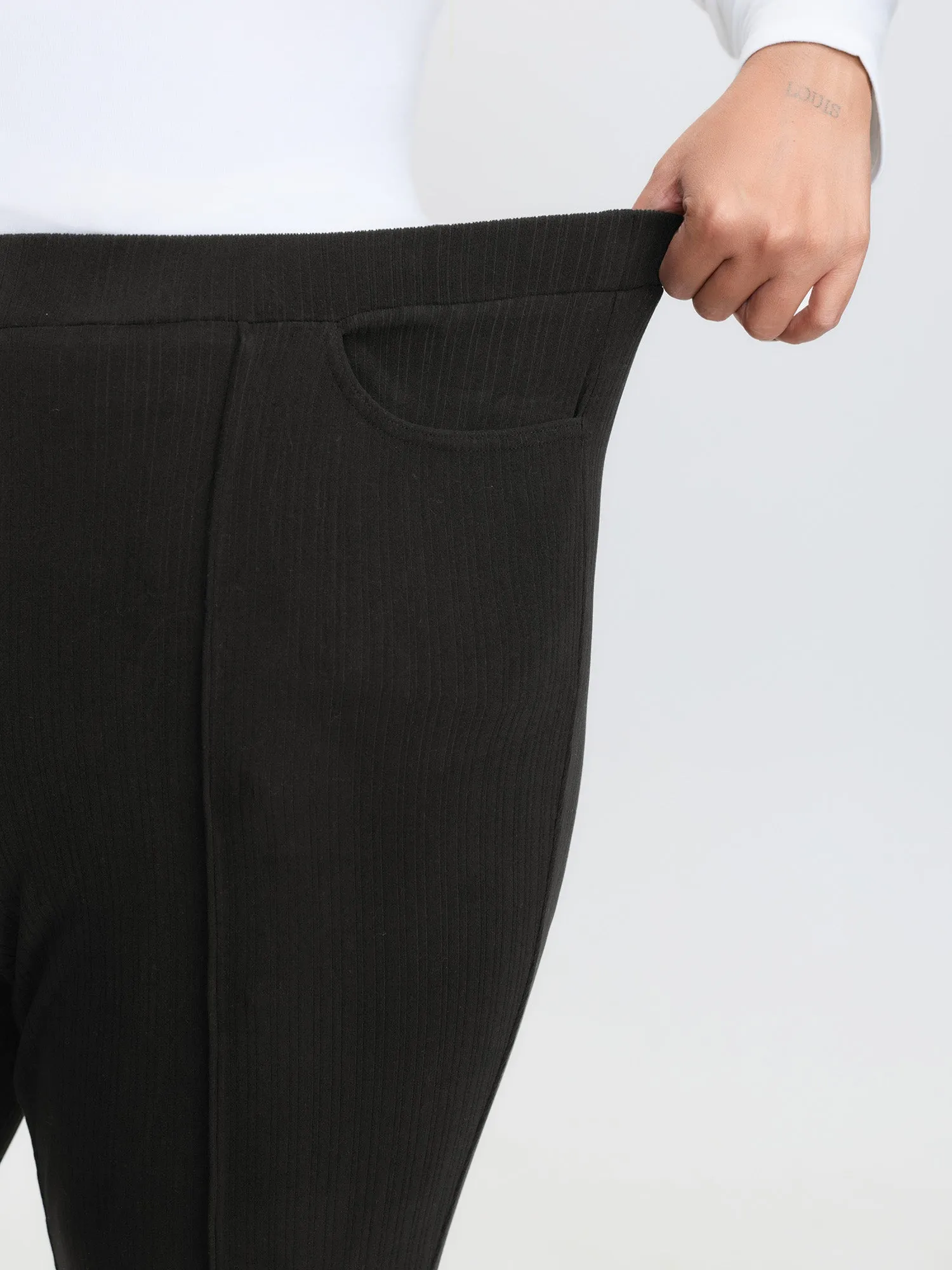 Stretchy Pockets Mid Rise Bootcut Pants sold by Bloomchic product image thumbnail 4