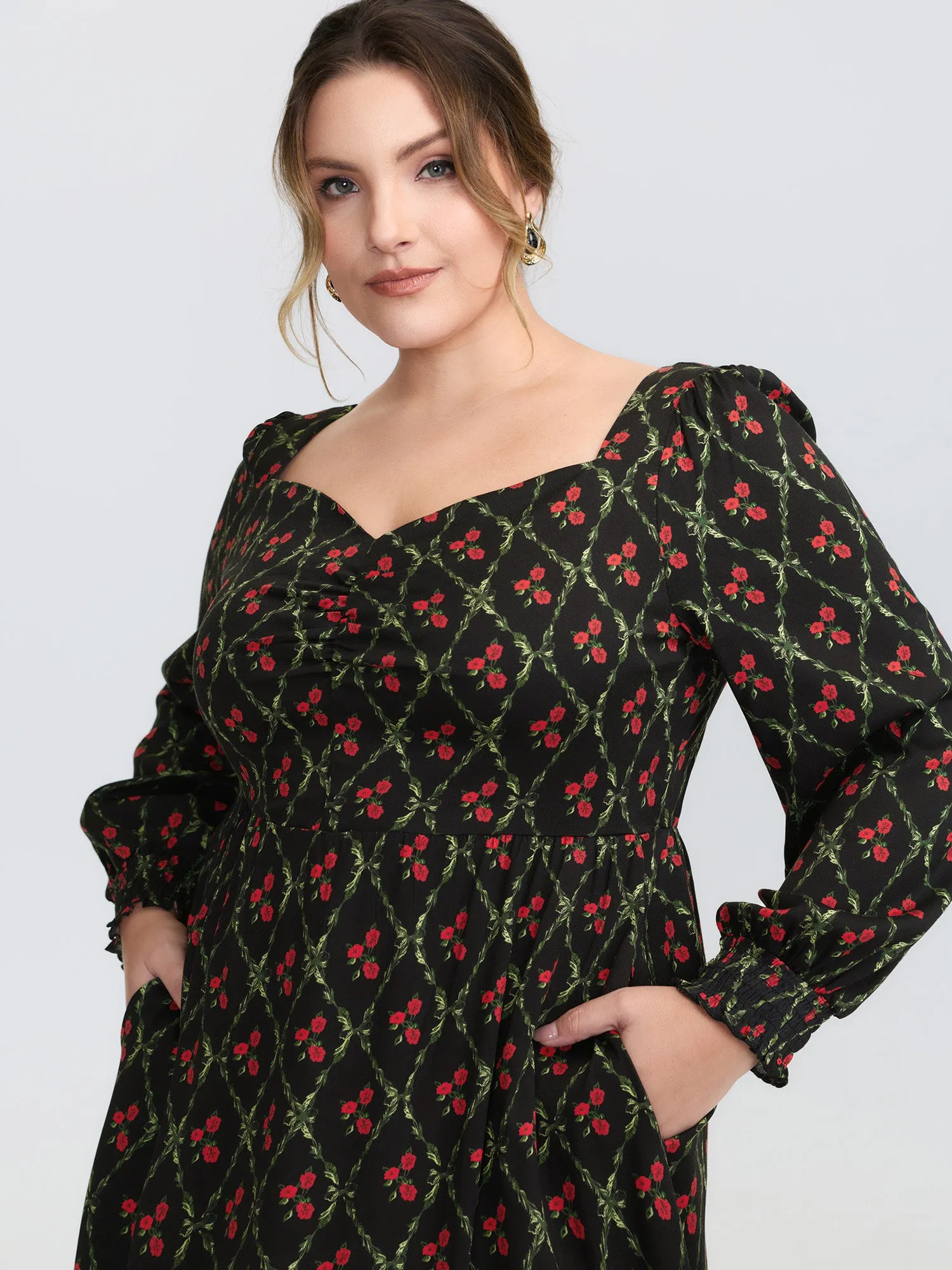 Floral Print Square Neck Ruched Midi Dress sold by Bloomchic product image thumbnail 2