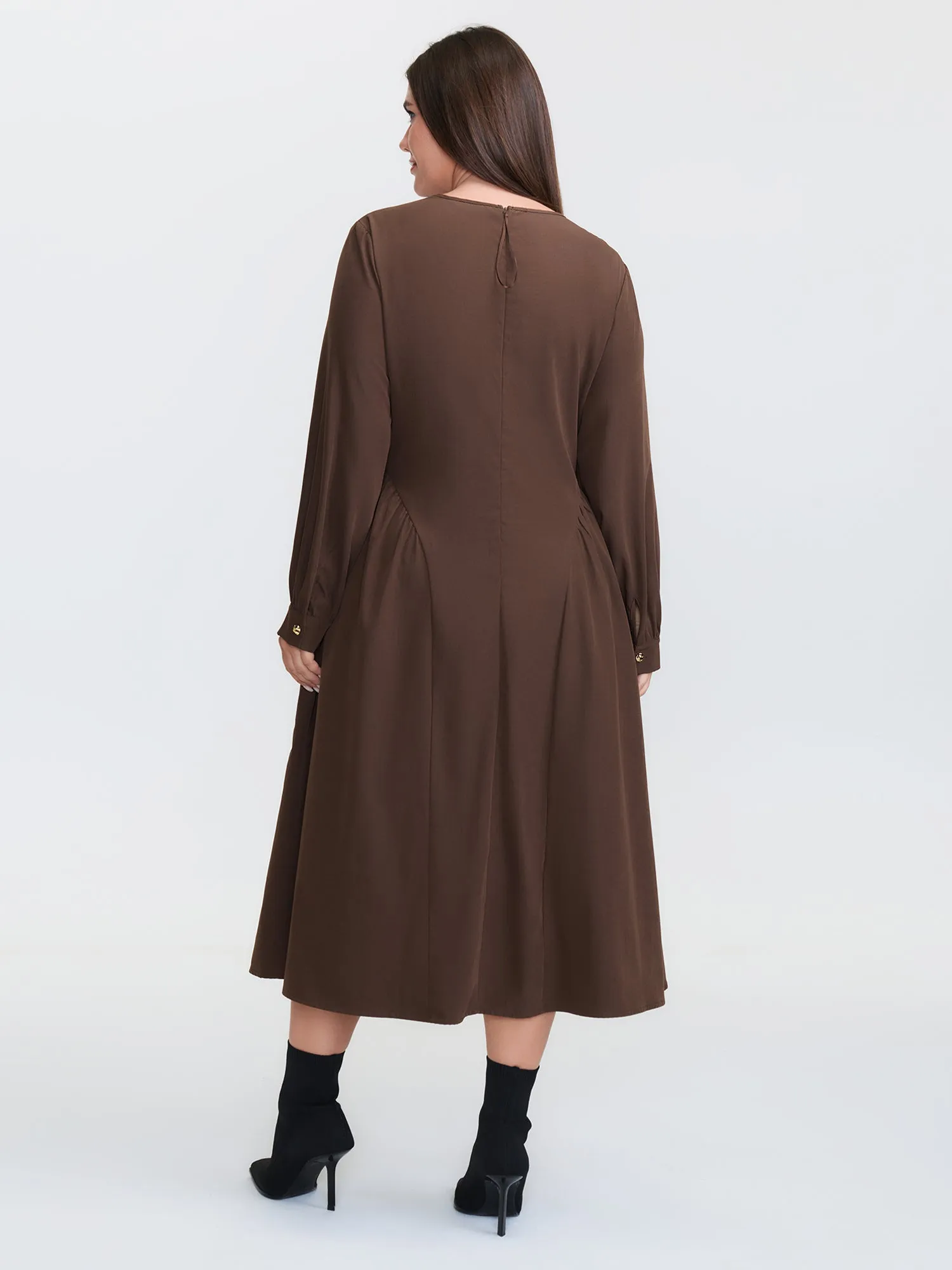 Round Neck Cut Out Solid Midi Dress sold by Bloomchic product image thumbnail 5