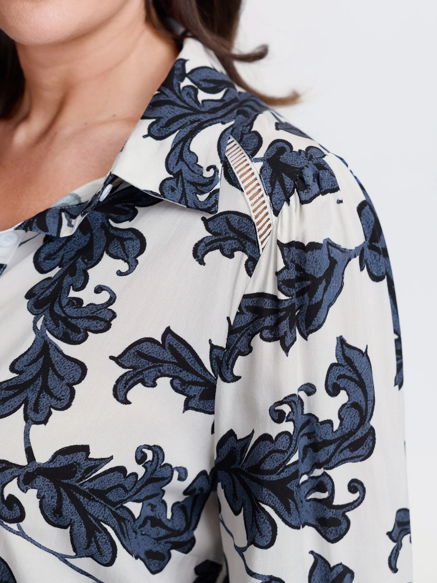 Floral Button Front Lace Relaxed Fit Blouse sold by Bloomchic product image thumbnail 3