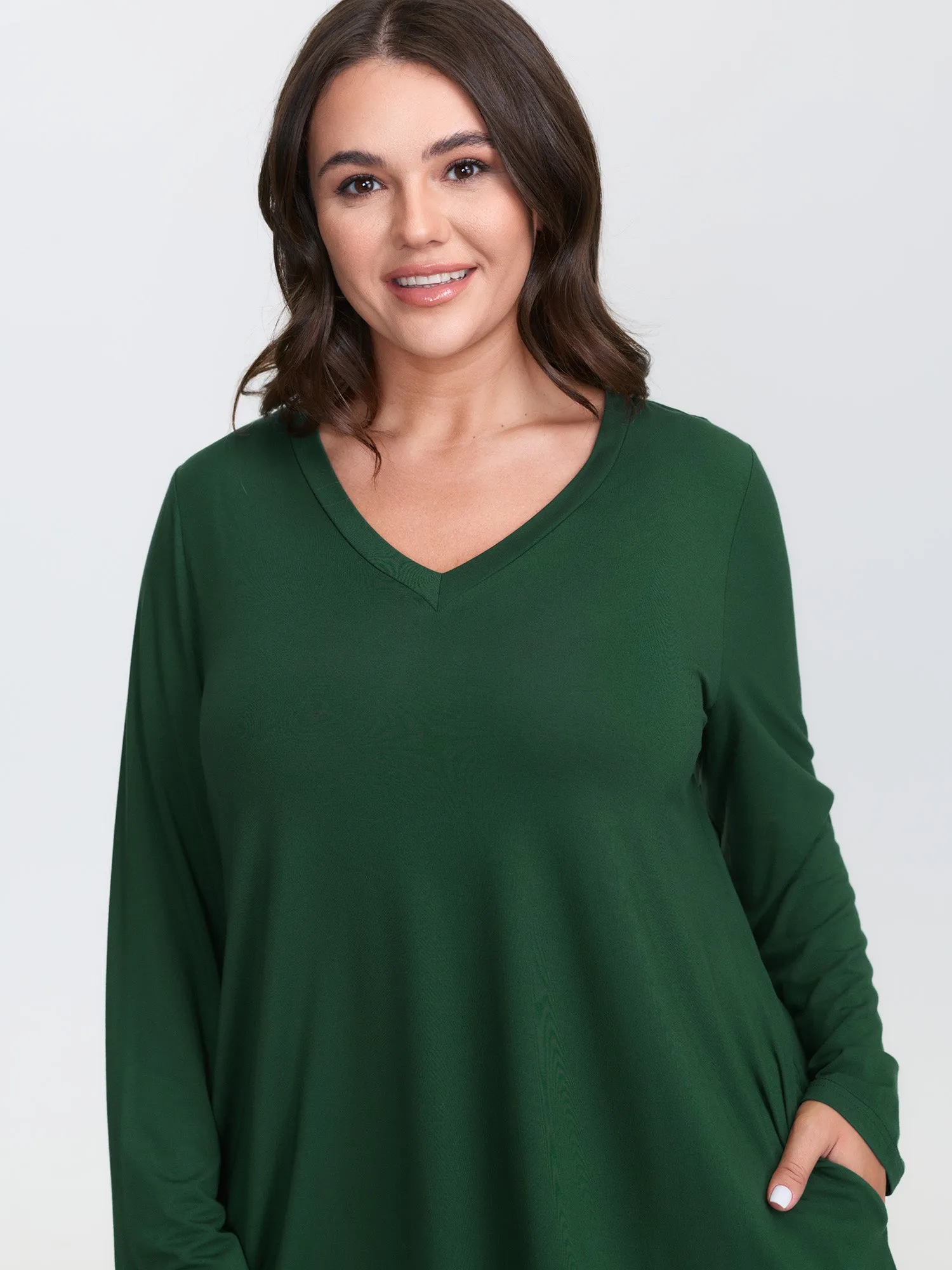 Supersoft V Neck High Low Hem T-Shirt sold by Bloomchic product image thumbnail 3