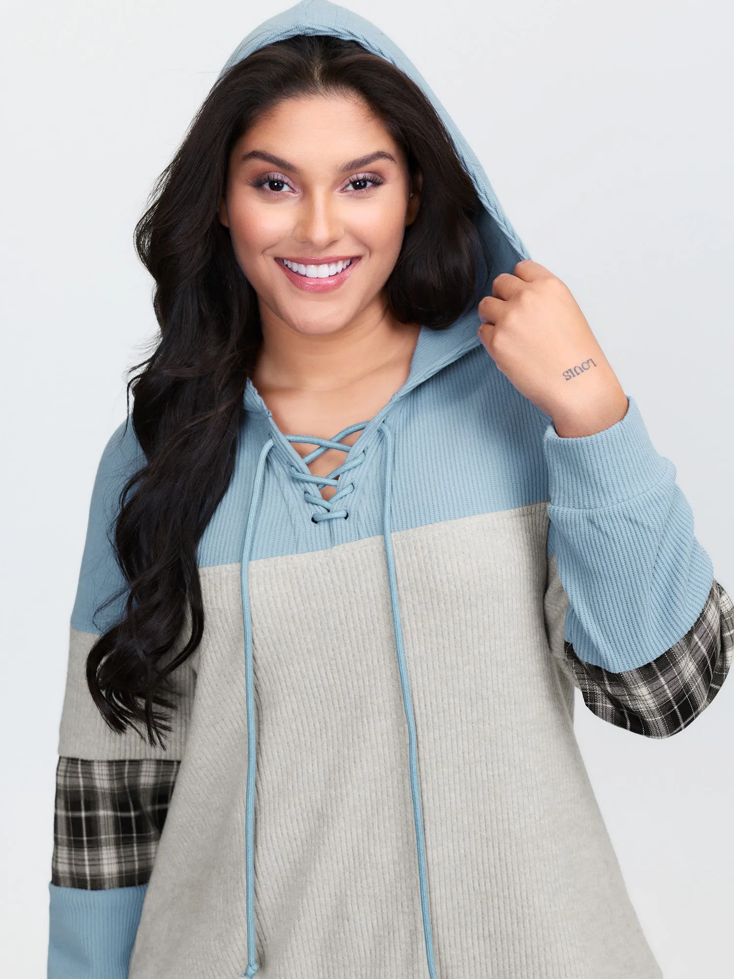 Waffle Weave Color Contrast Hoodie sold by Bloomchic