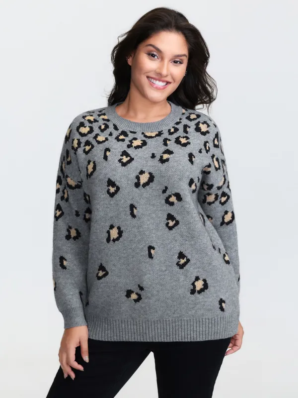 Leopard Pattern Jacquard Ribbed Hem Pullover sold by Bloomchic