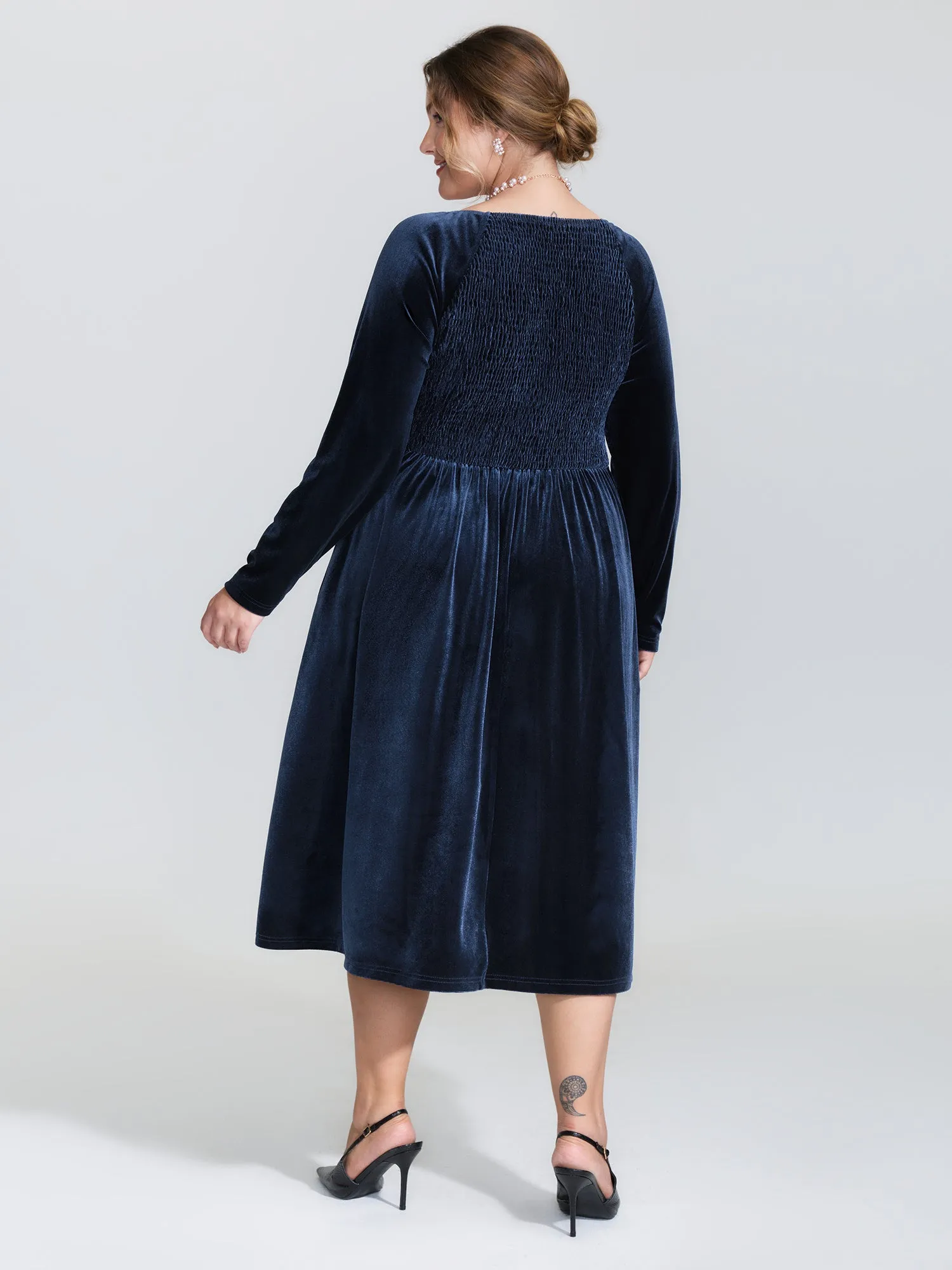 Velvet Lace Trim Stitch Shirred Midi Dress sold by Bloomchic product image thumbnail 4