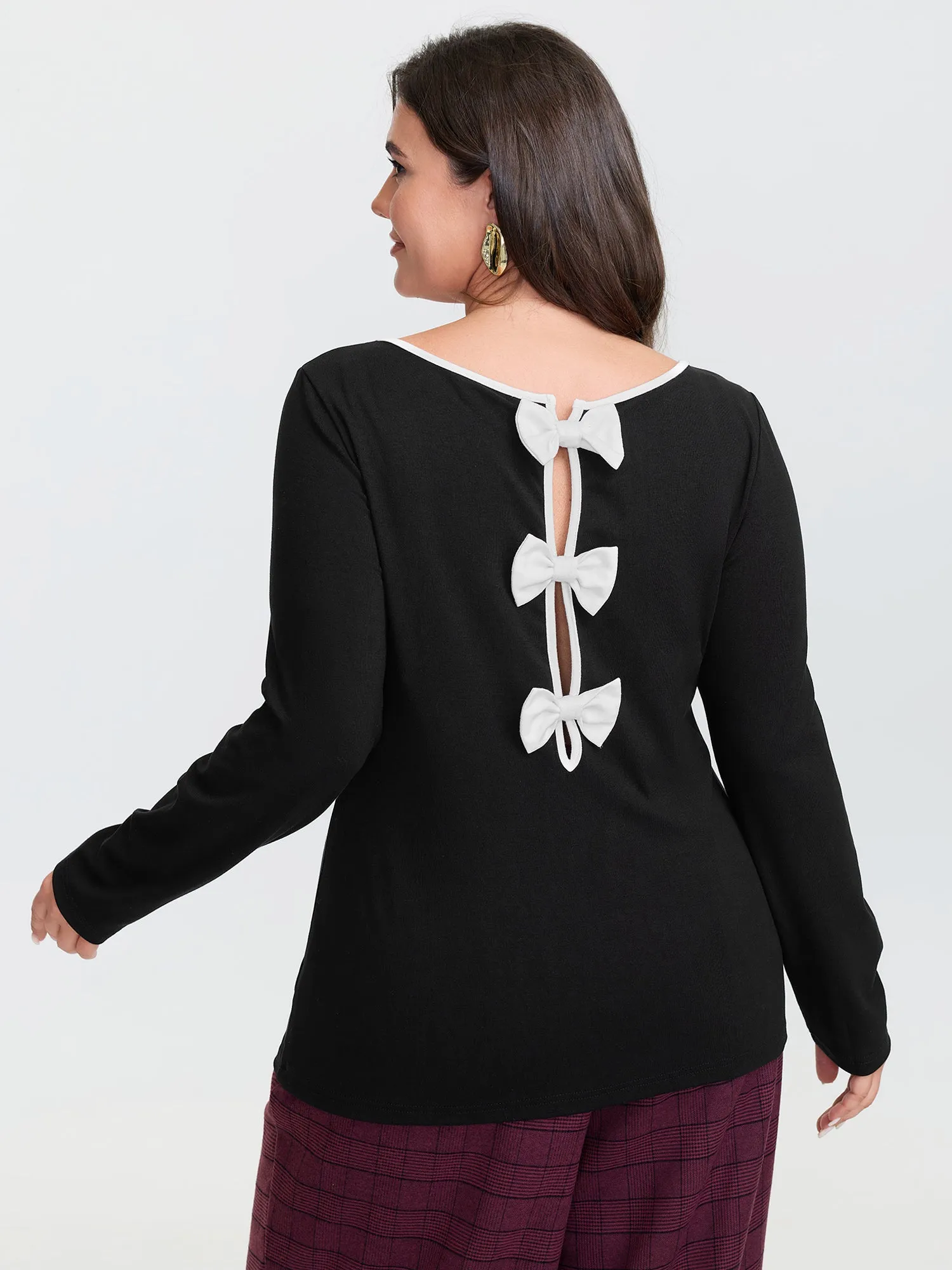 Stretchy Multiple Bow Back Cut-Out Knit Top sold by Bloomchic product image thumbnail 4