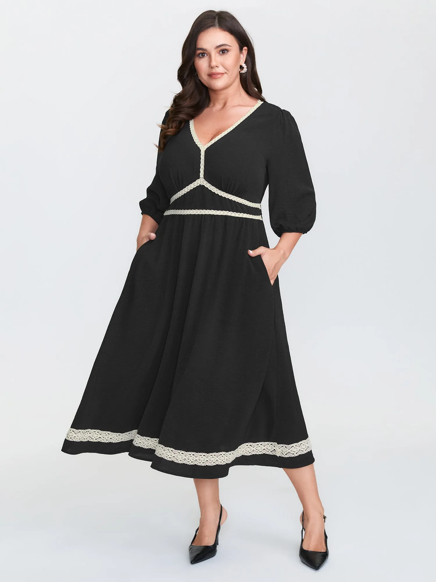Shirred Waist V-Neck Contrast Midi Dress sold by Bloomchic product image thumbnail 2