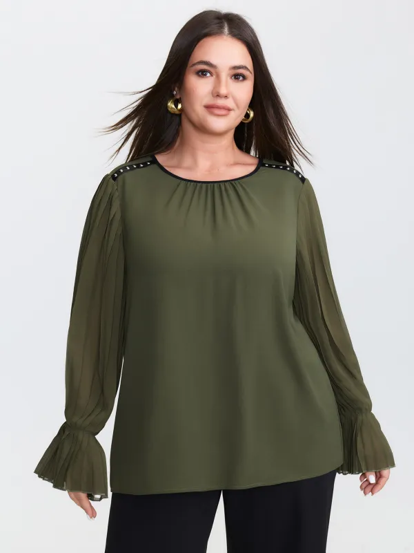 Pleated Sleeve Color Contrast Blouse sold by Bloomchic