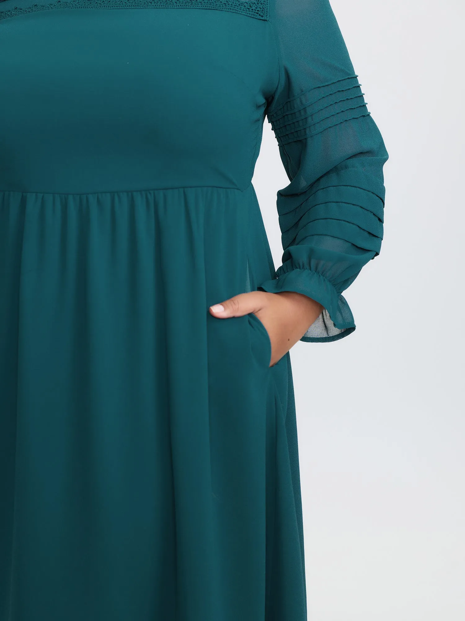 Lace Trim Stretchy Waist Pleated Midi Dress sold by Bloomchic product image thumbnail 4