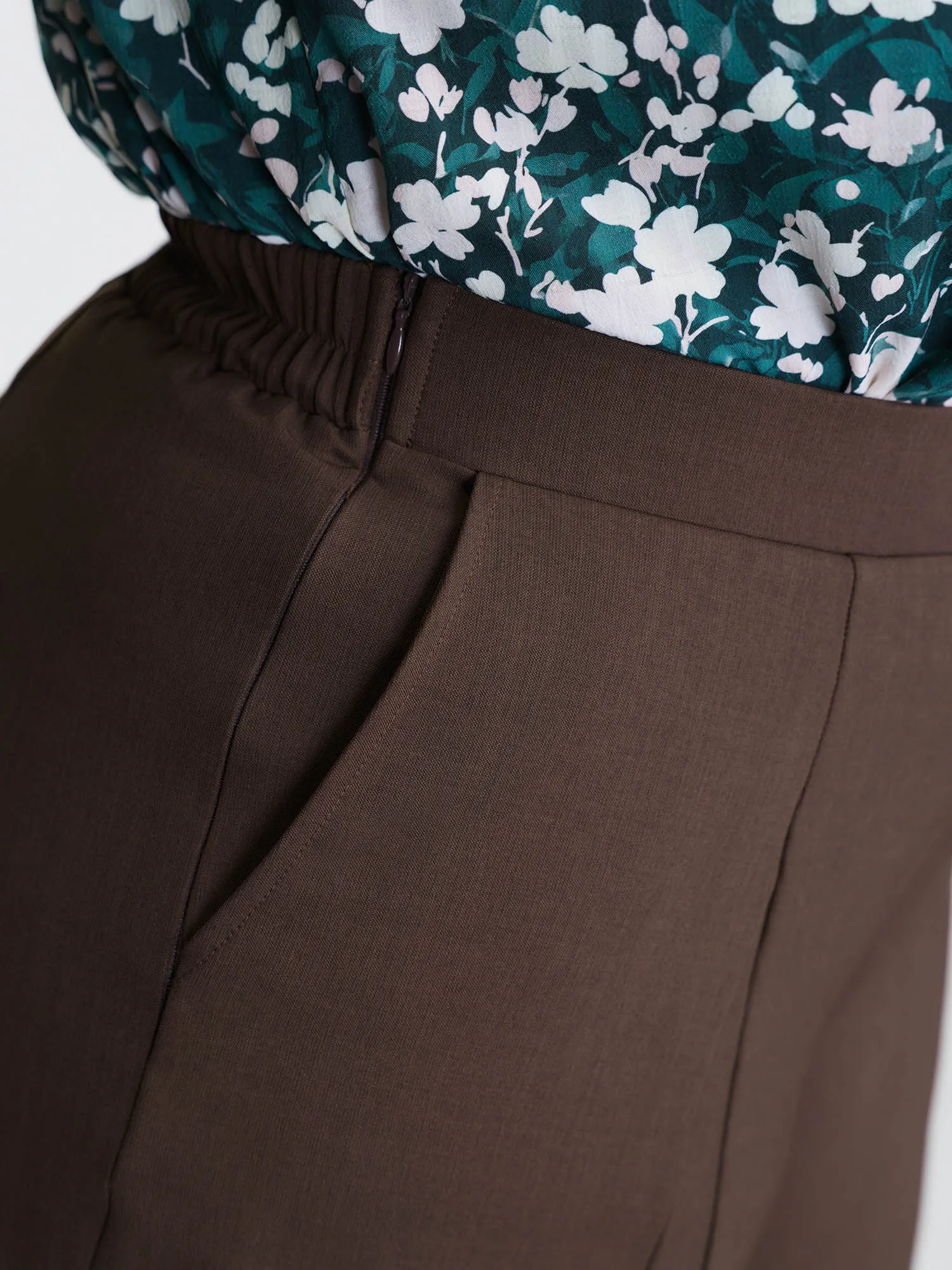 Side Seam Pockets Stretchy Waist Wide-Leg Pants sold by Bloomchic product image thumbnail 3