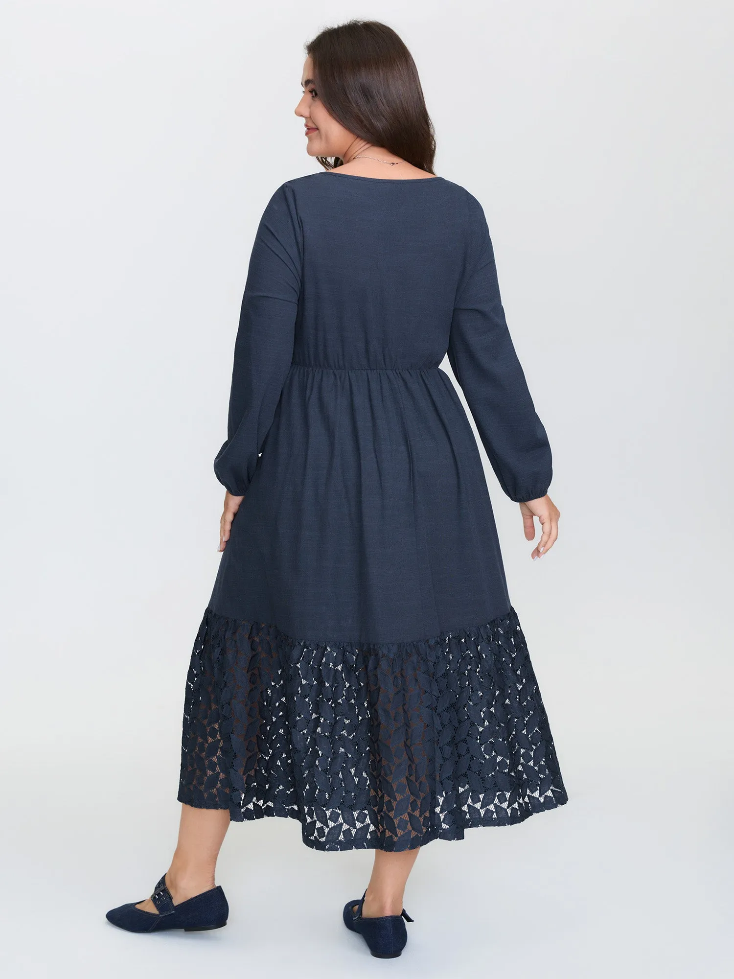 Floral Lace Cut-Out Shirred Midi Dress sold by Bloomchic product image thumbnail 4