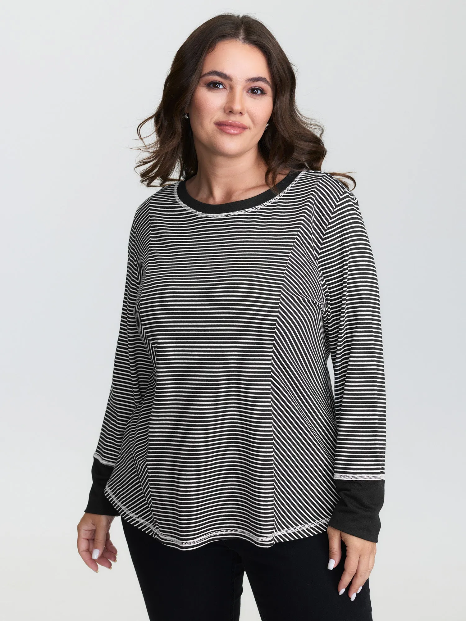 Striped Color Contrast Round Neck T-Shirt sold by Bloomchic